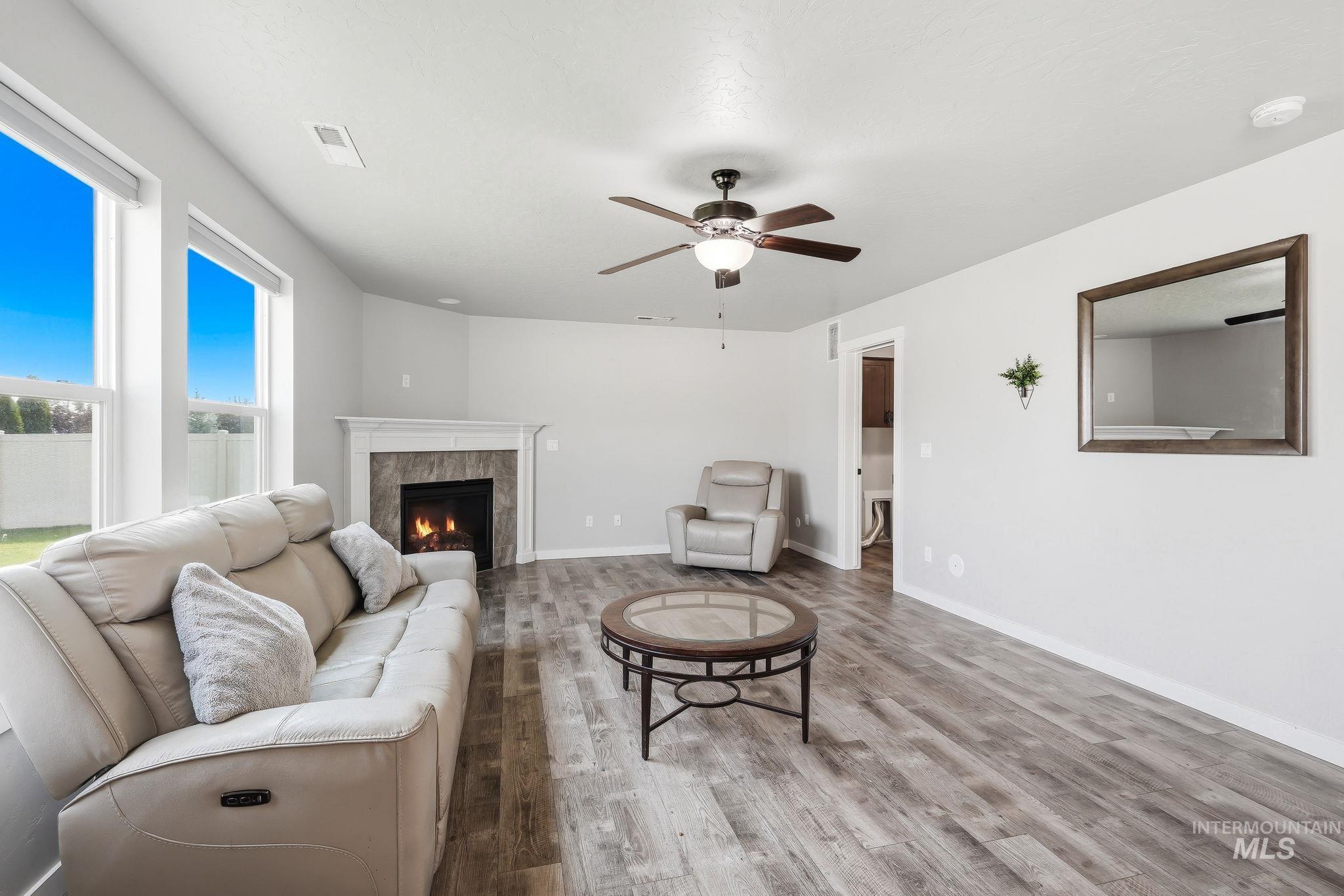 8324 E. Stone Valley, Nampa, Idaho 83687, 3 Bedrooms, 2.5 Bathrooms, Residential For Sale, Price $434,000, 98995282