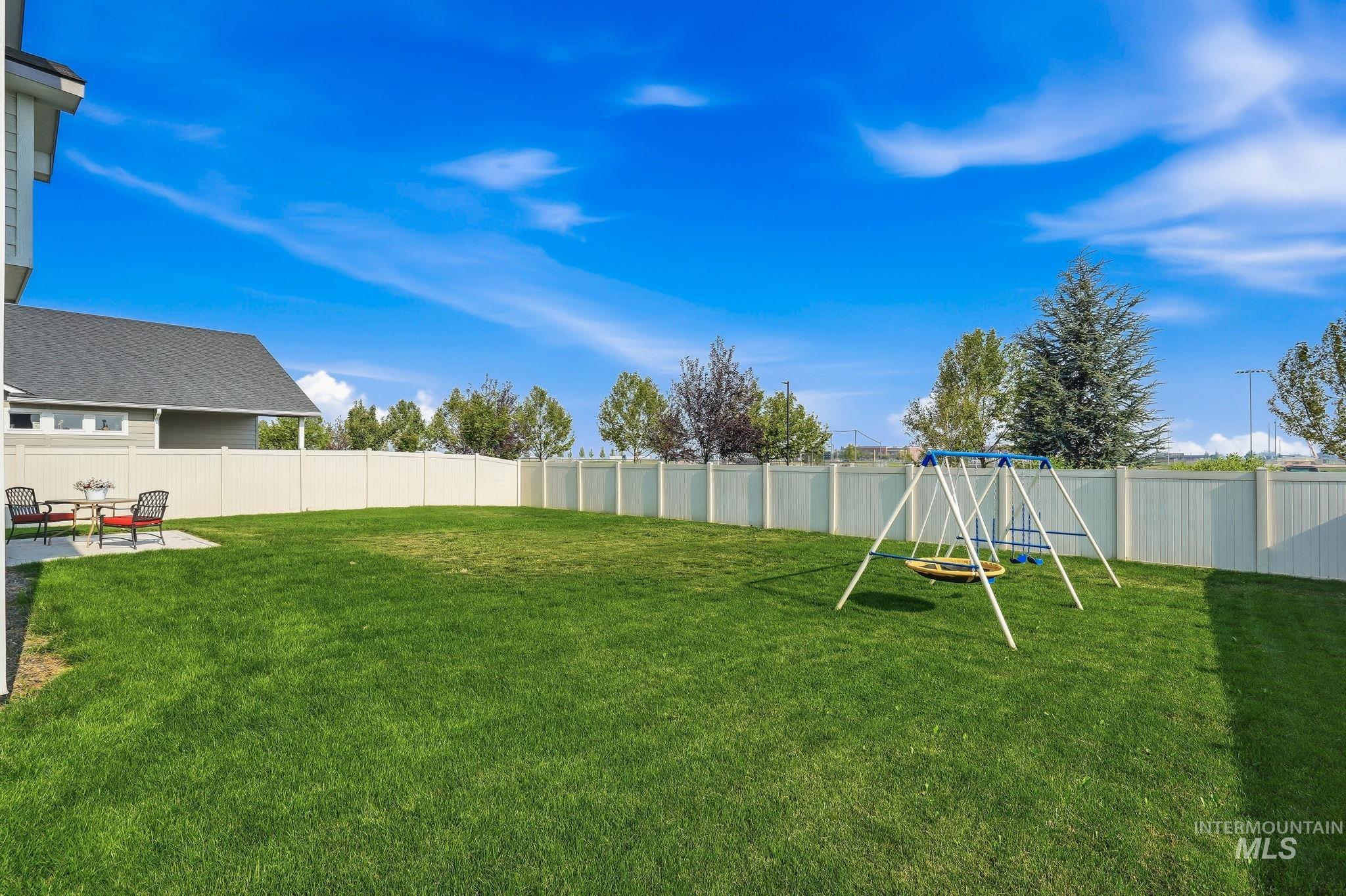 8324 E. Stone Valley, Nampa, Idaho 83687, 3 Bedrooms, 2.5 Bathrooms, Residential For Sale, Price $434,000, 98995282