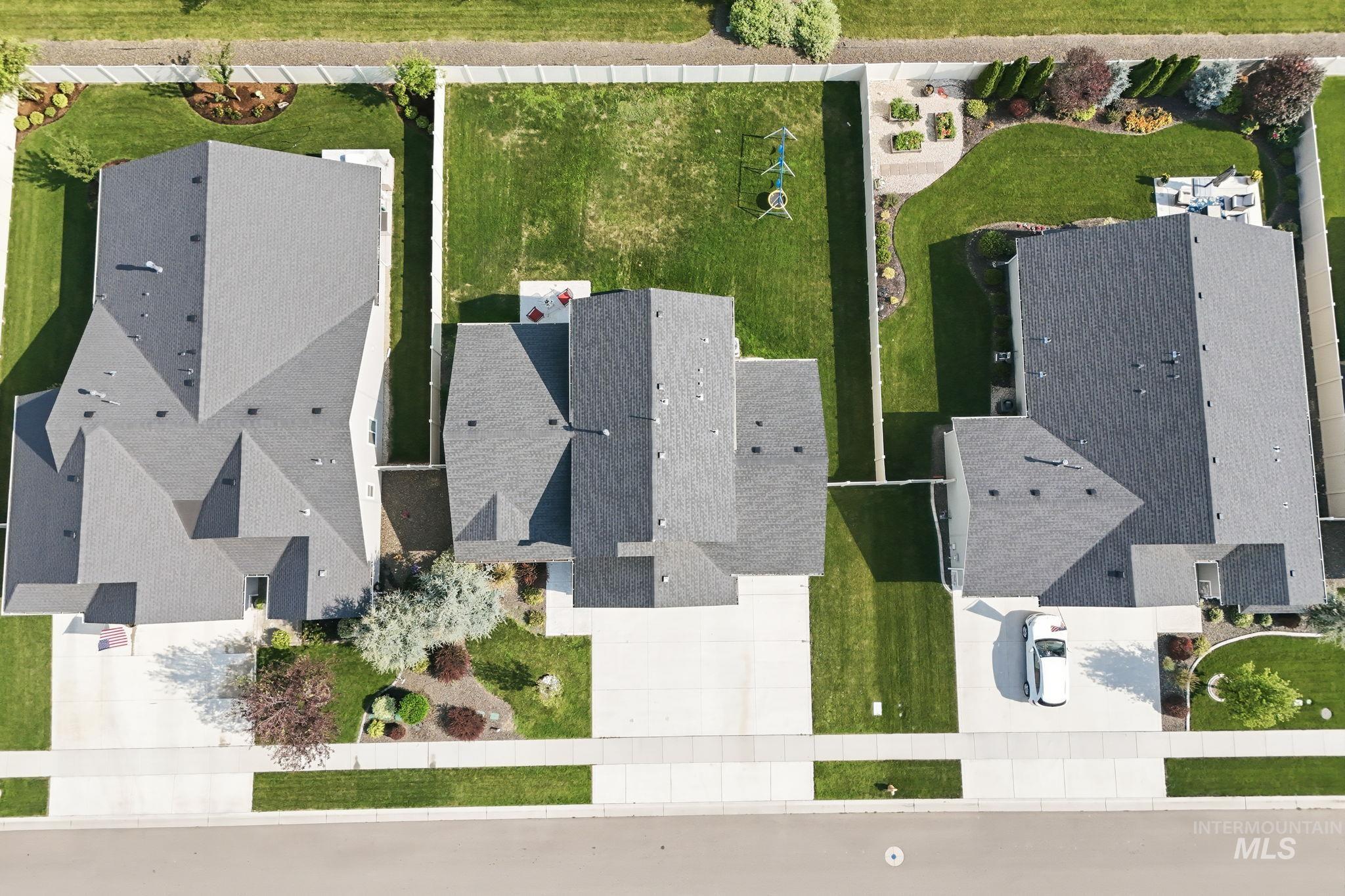 8324 E. Stone Valley, Nampa, Idaho 83687, 3 Bedrooms, 2.5 Bathrooms, Residential For Sale, Price $434,000, 98995282