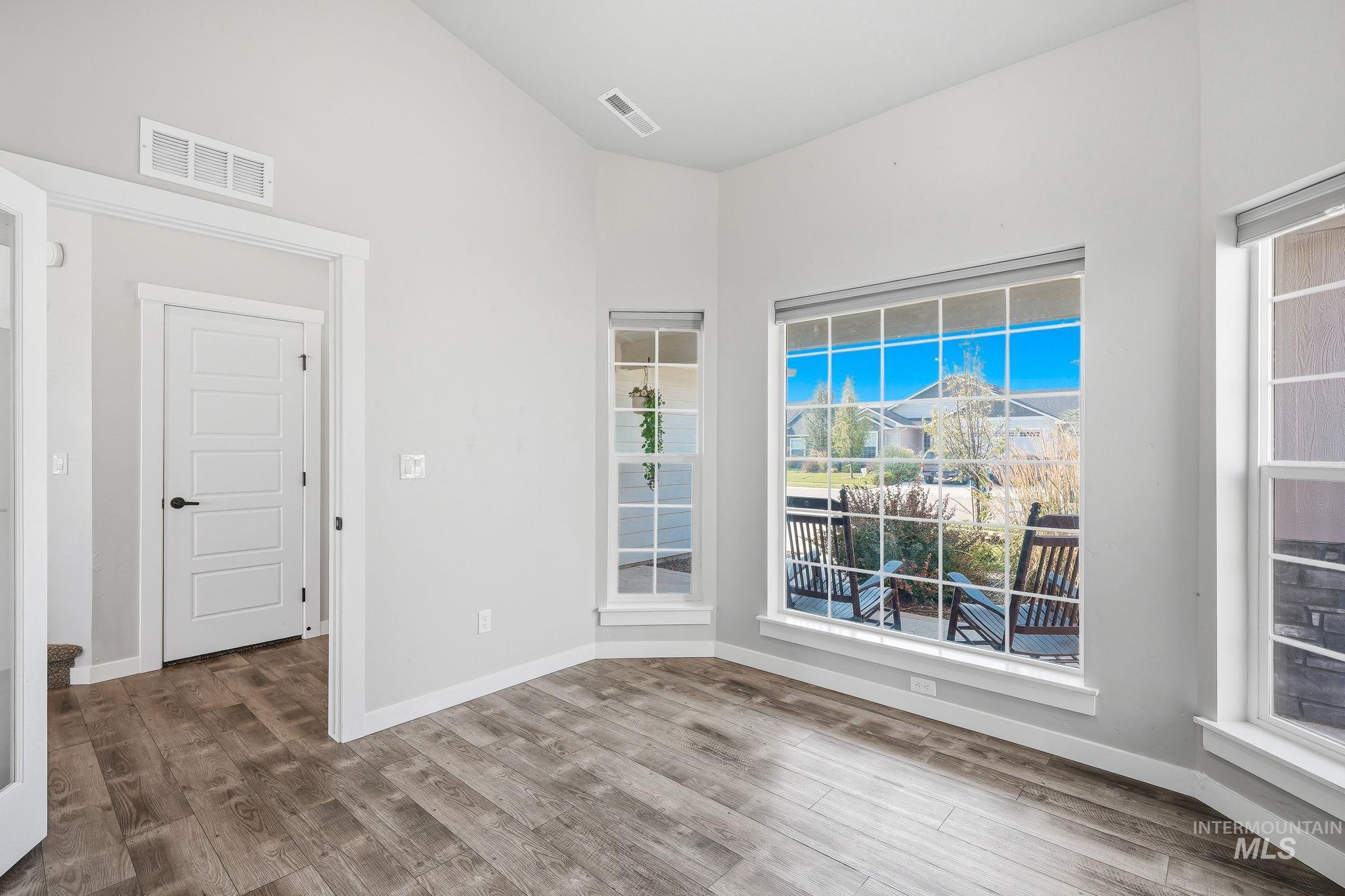 8324 E. Stone Valley, Nampa, Idaho 83687, 3 Bedrooms, 2.5 Bathrooms, Residential For Sale, Price $434,000, 98995282
