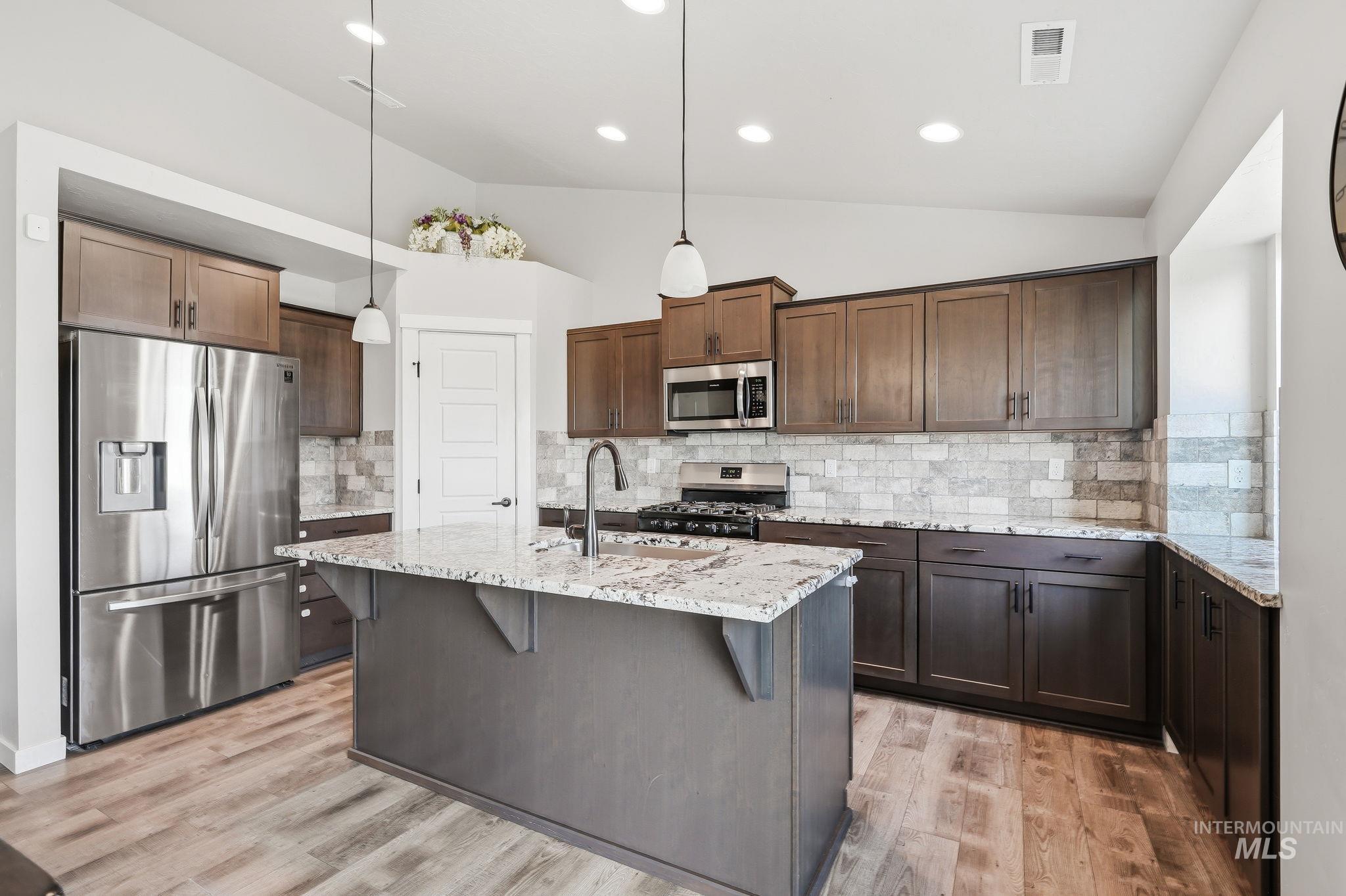 8324 E. Stone Valley, Nampa, Idaho 83687, 3 Bedrooms, 2.5 Bathrooms, Residential For Sale, Price $434,000, 98995282