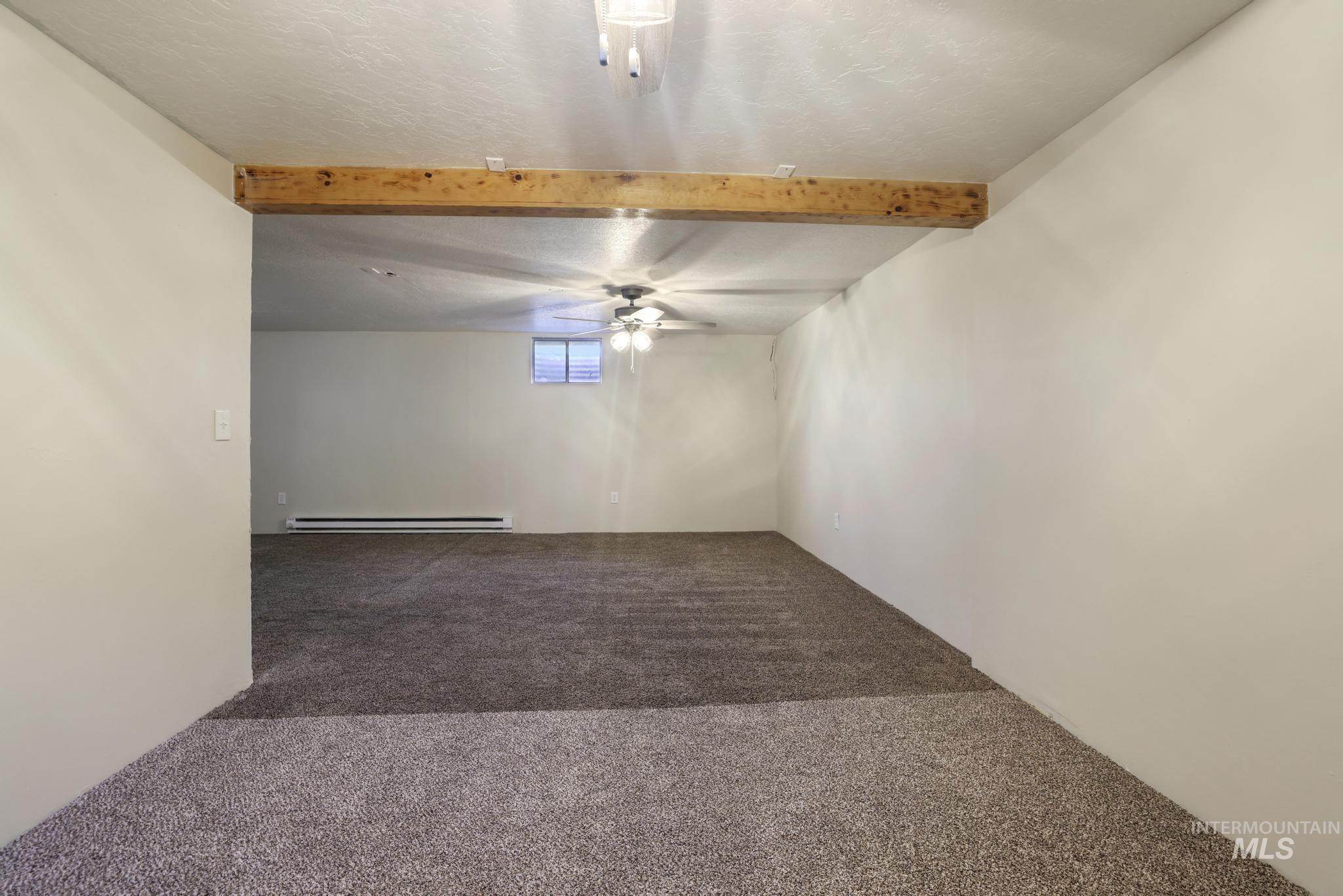 207 Sage St., Kimberly, Idaho 83341, 5 Bedrooms, 3 Bathrooms, Residential For Sale, Price $389,000, 98995283