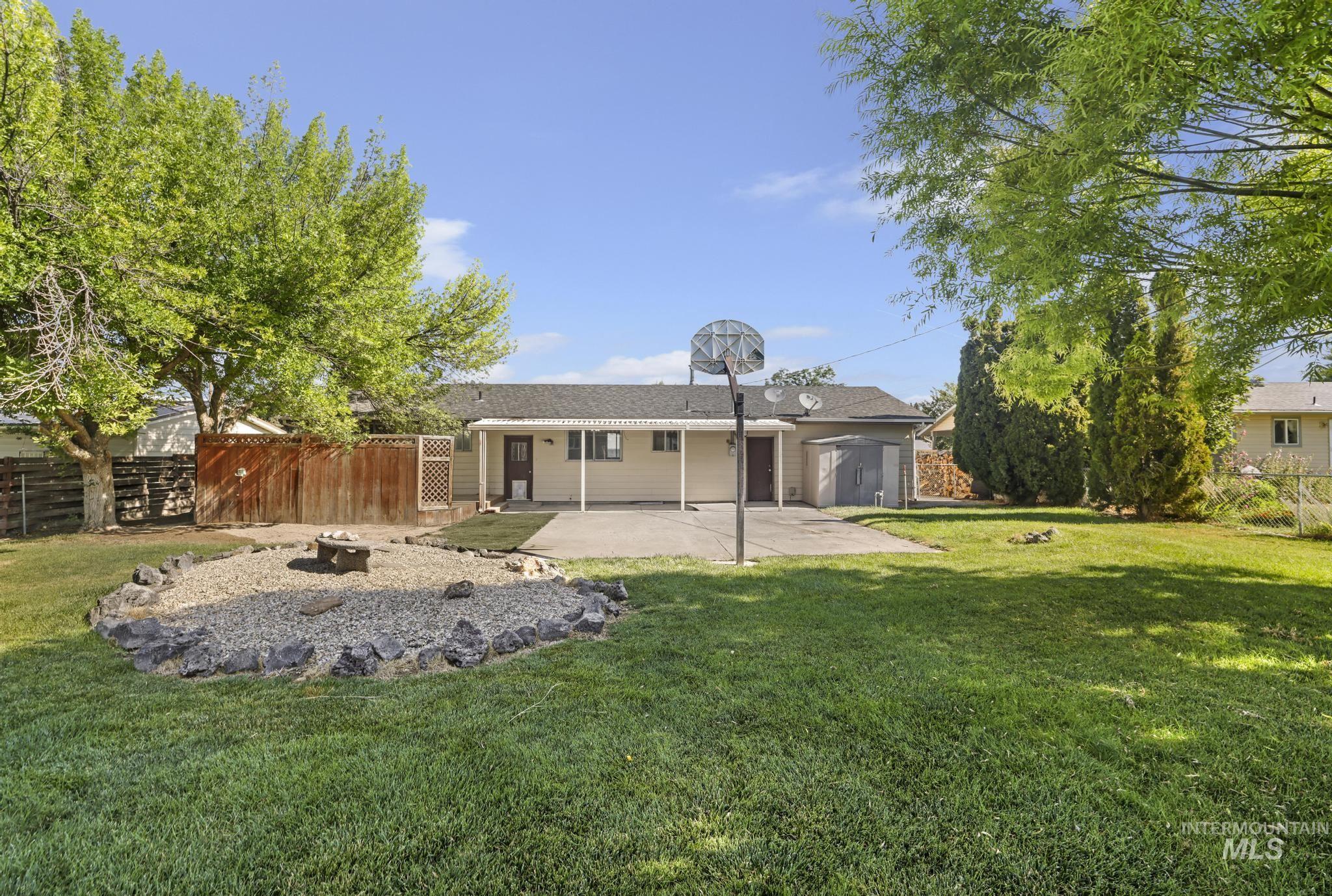 207 Sage St., Kimberly, Idaho 83341, 5 Bedrooms, 3 Bathrooms, Residential For Sale, Price $389,000, 98995283