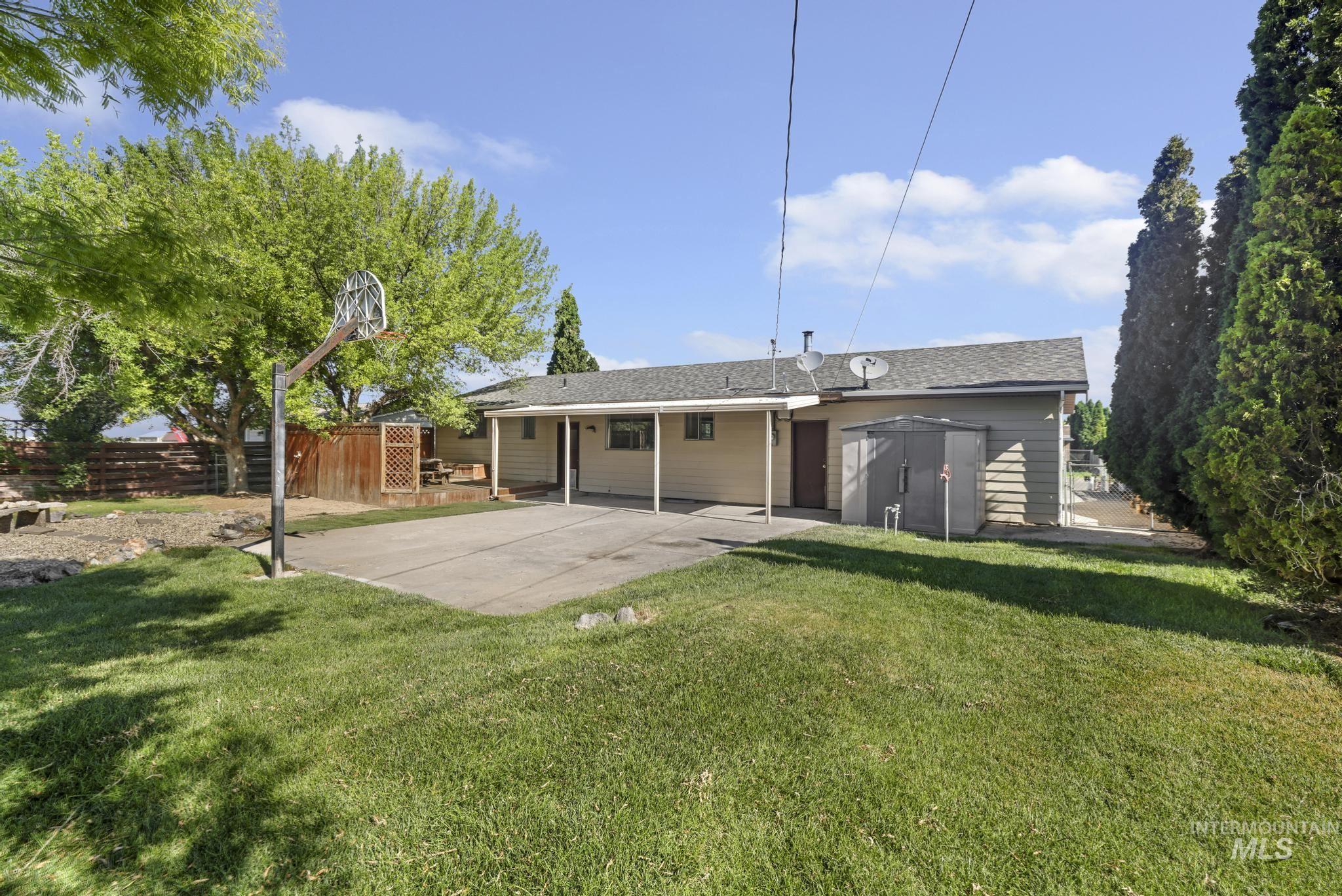 207 Sage St., Kimberly, Idaho 83341, 5 Bedrooms, 3 Bathrooms, Residential For Sale, Price $389,000, 98995283