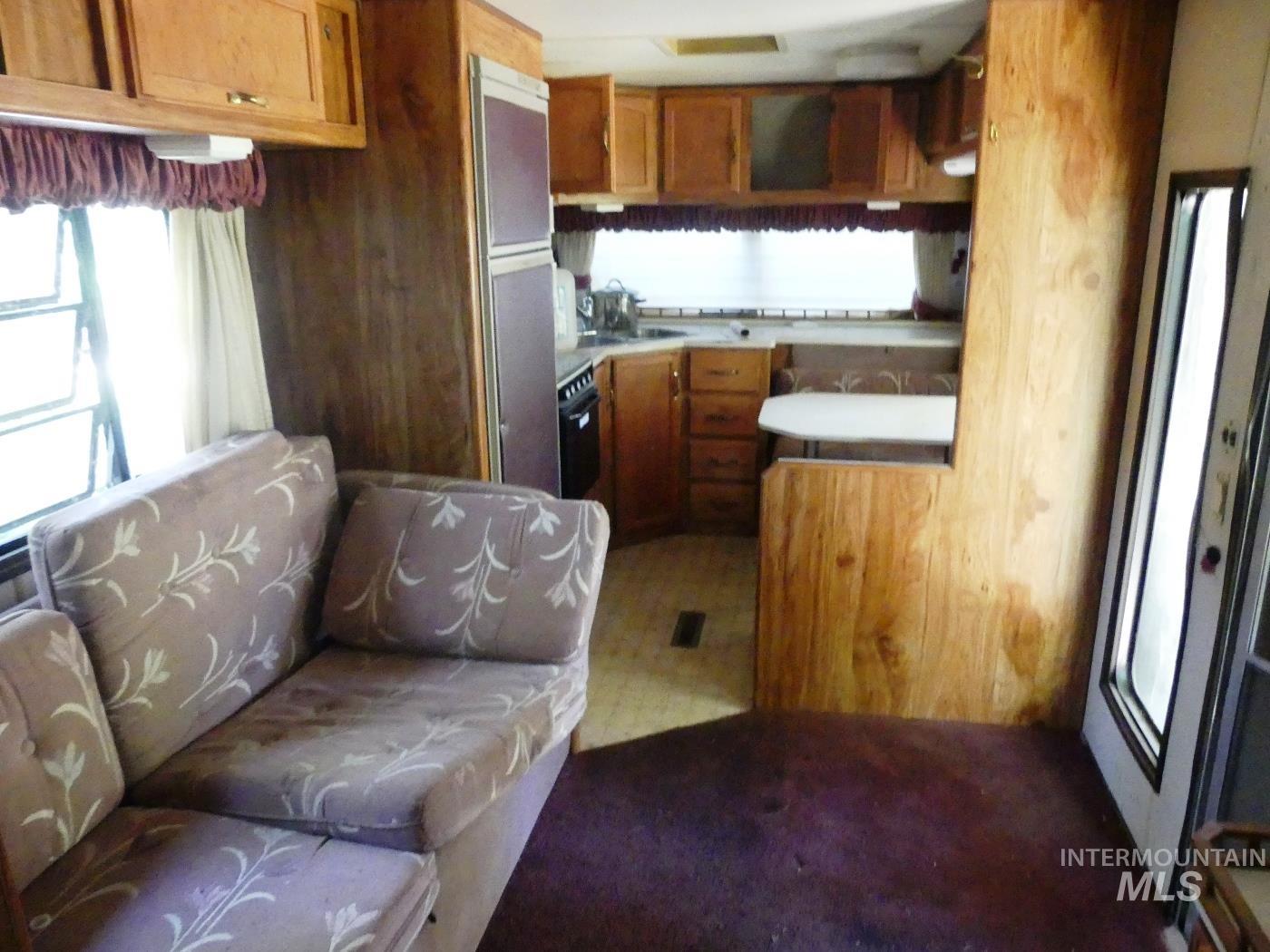 175 Angus, Donnelly, Idaho 83615, 3 Bedrooms, 2 Bathrooms, Residential For Sale, Price $299,500,MLS 98995288