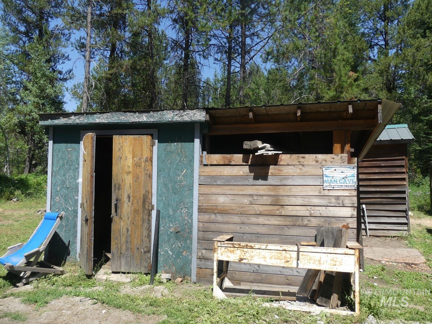 175 Angus, Donnelly, Idaho 83615, 3 Bedrooms, 2 Bathrooms, Residential For Sale, Price $299,500,MLS 98995288