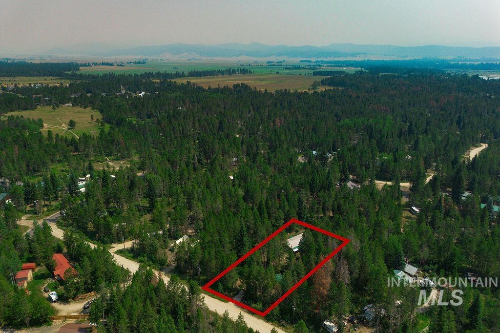 175 Angus, Donnelly, Idaho 83615, 3 Bedrooms, 2 Bathrooms, Residential For Sale, Price $299,500,MLS 98995288