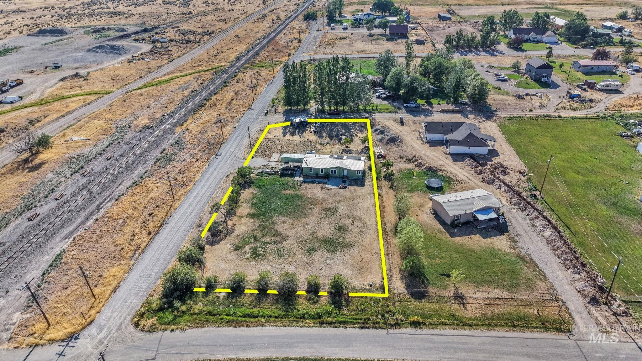 59 N. Washington St., Dietrich, Idaho 83324, 3 Bedrooms, 2.5 Bathrooms, Residential For Sale, Price $345,000,MLS 98995290