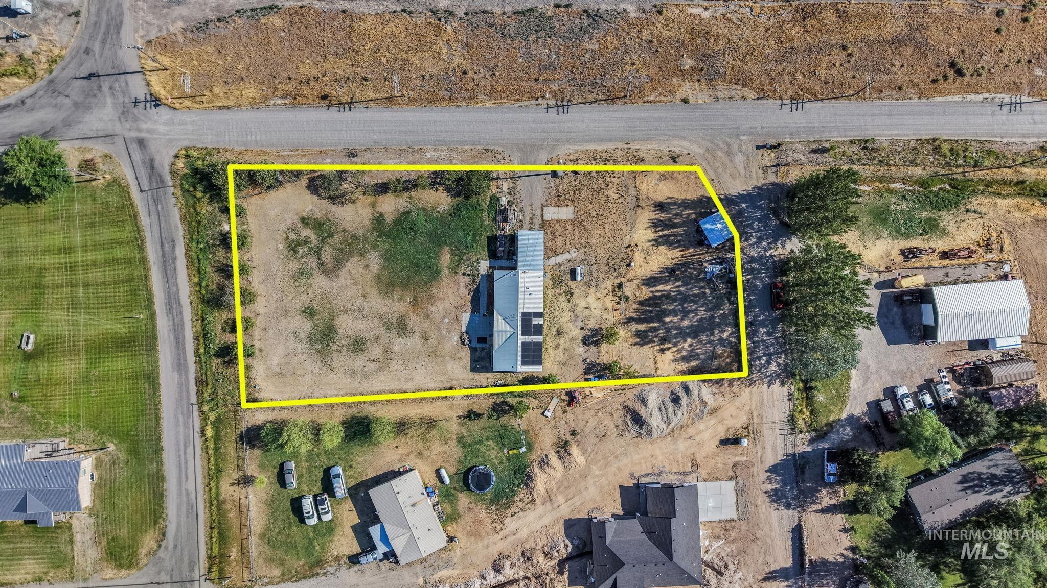 59 N. Washington St., Dietrich, Idaho 83324, 3 Bedrooms, 2.5 Bathrooms, Residential For Sale, Price $345,000,MLS 98995290