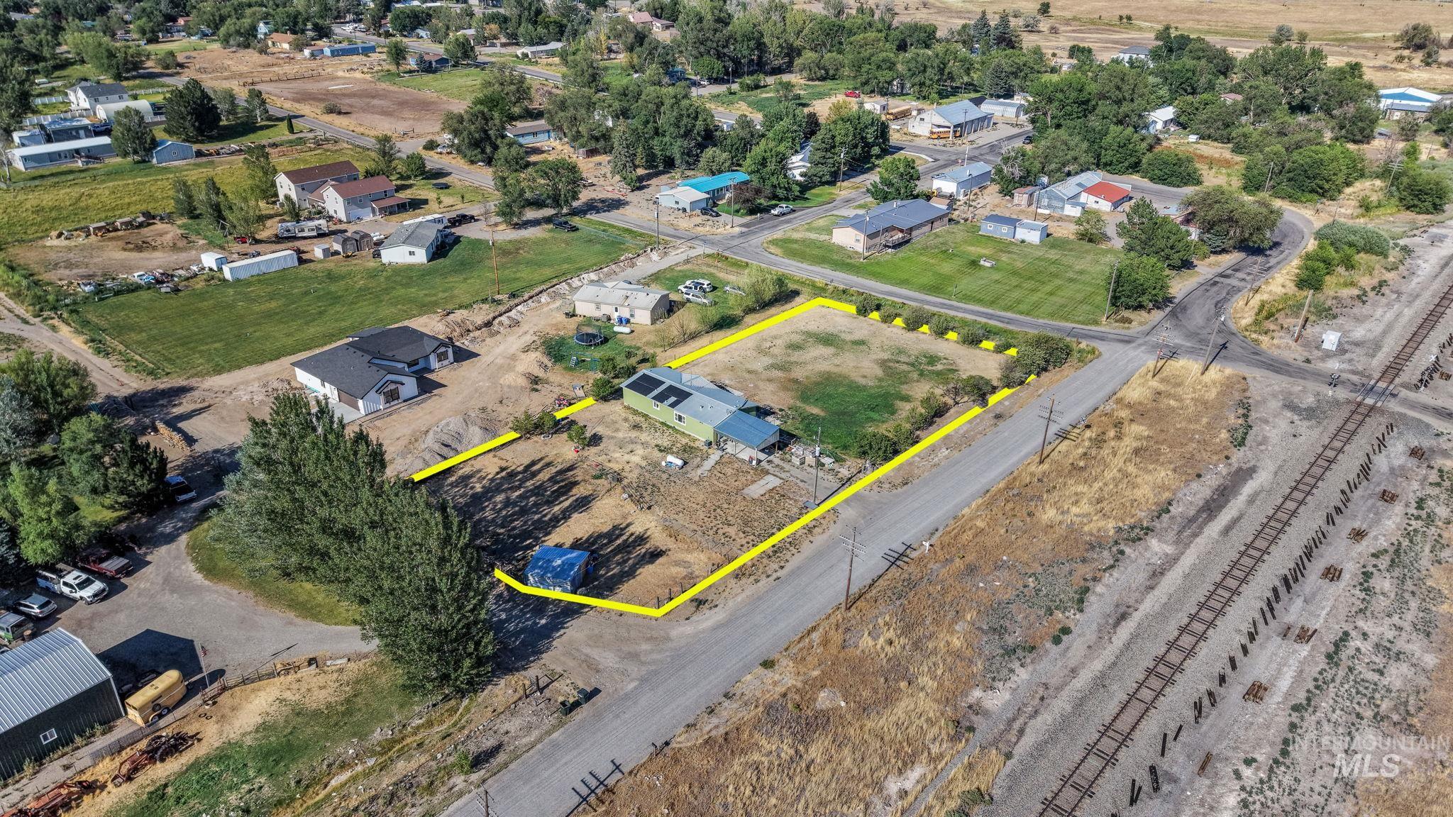 59 N. Washington St., Dietrich, Idaho 83324, 3 Bedrooms, 2.5 Bathrooms, Residential For Sale, Price $345,000,MLS 98995290