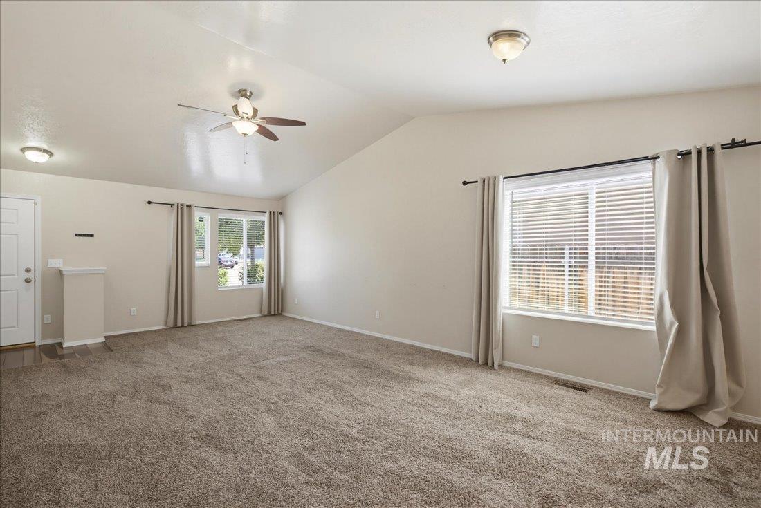 181 S Trutina Ave, Boise, Idaho 83709, 3 Bedrooms, 2 Bathrooms, Residential For Sale, Price $449,000,MLS 98995293