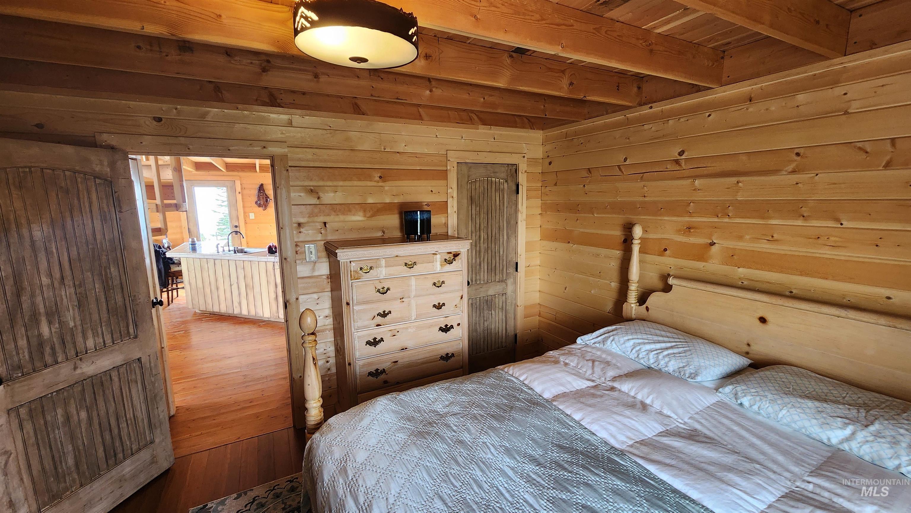 1 Starlight Ln, Elk City, Idaho 83525, 2 Bedrooms, 1 Bathroom, Residential For Sale, Price $675,000,MLS 98995313