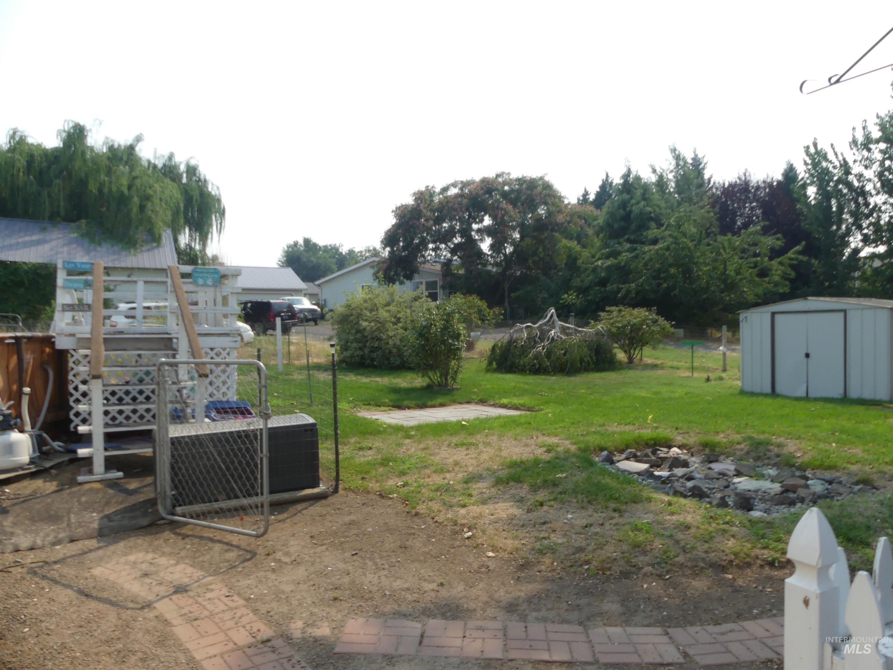 1541 Maple St, Clarkston, Washington 99403, 3 Bedrooms, 3 Bathrooms, Residential For Sale, Price $289,000, 98995316