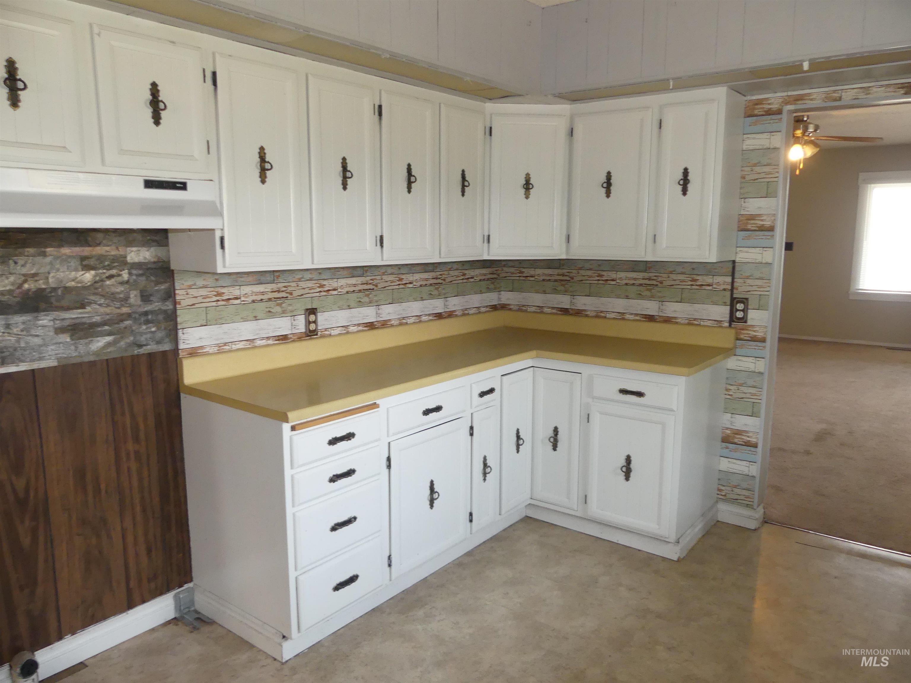 1541 Maple St, Clarkston, Washington 99403, 3 Bedrooms, 3 Bathrooms, Residential For Sale, Price $289,000, 98995316