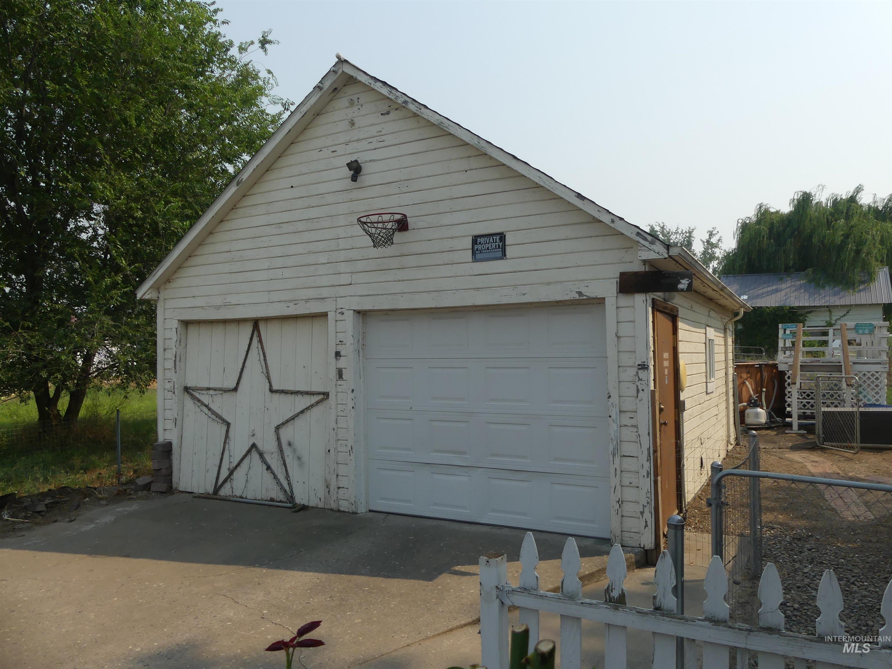 1541 Maple St, Clarkston, Washington 99403, 3 Bedrooms, 3 Bathrooms, Residential For Sale, Price $289,000, 98995316