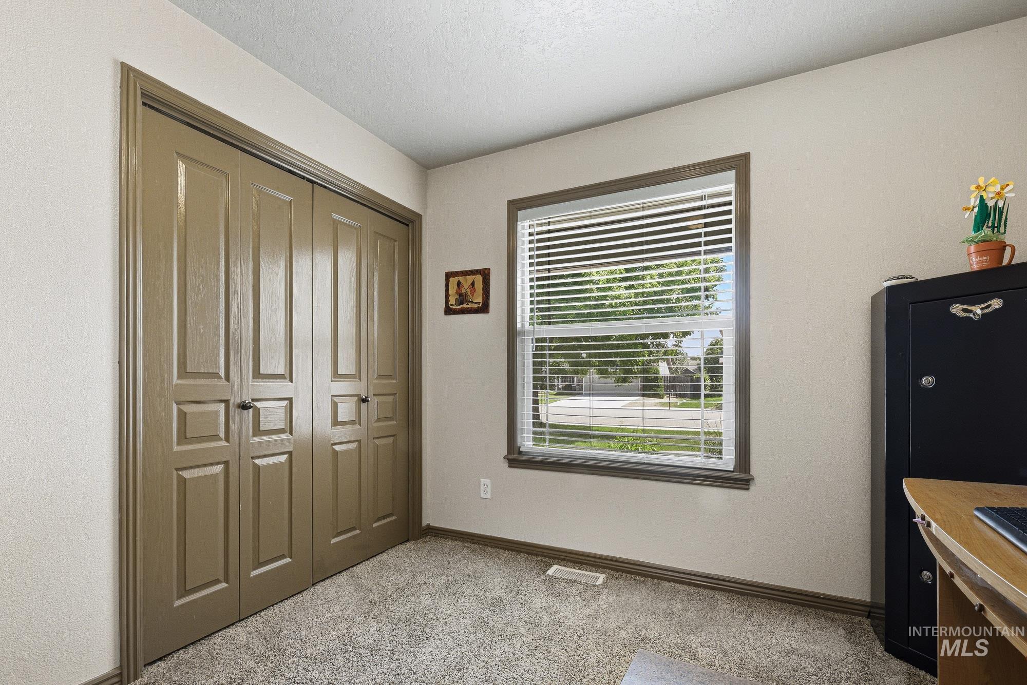 912 Valiant St, Middleton, Idaho 83644, 4 Bedrooms, 2 Bathrooms, Residential For Sale, Price $369,900,MLS 98995317