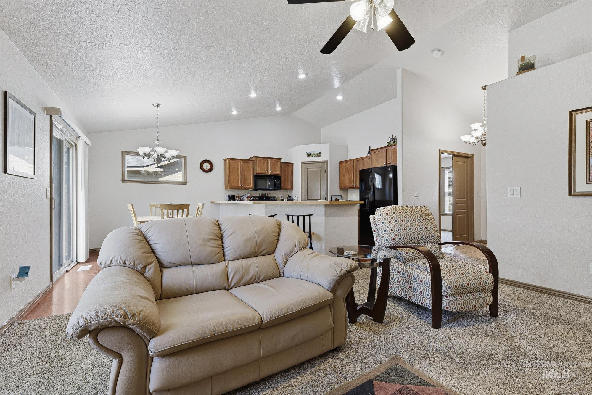 912 Valiant St, Middleton, Idaho 83644, 4 Bedrooms, 2 Bathrooms, Residential For Sale, Price $369,900,MLS 98995317