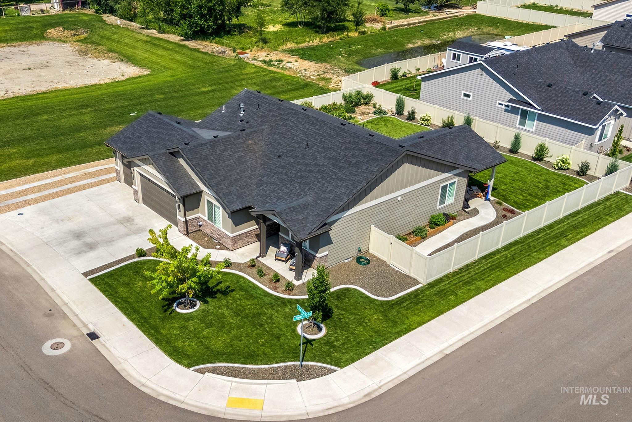 310 Wood Rose Way, Wilder, Idaho 83676, 4 Bedrooms, 2 Bathrooms, Residential For Sale, Price $464,900,MLS 98995323