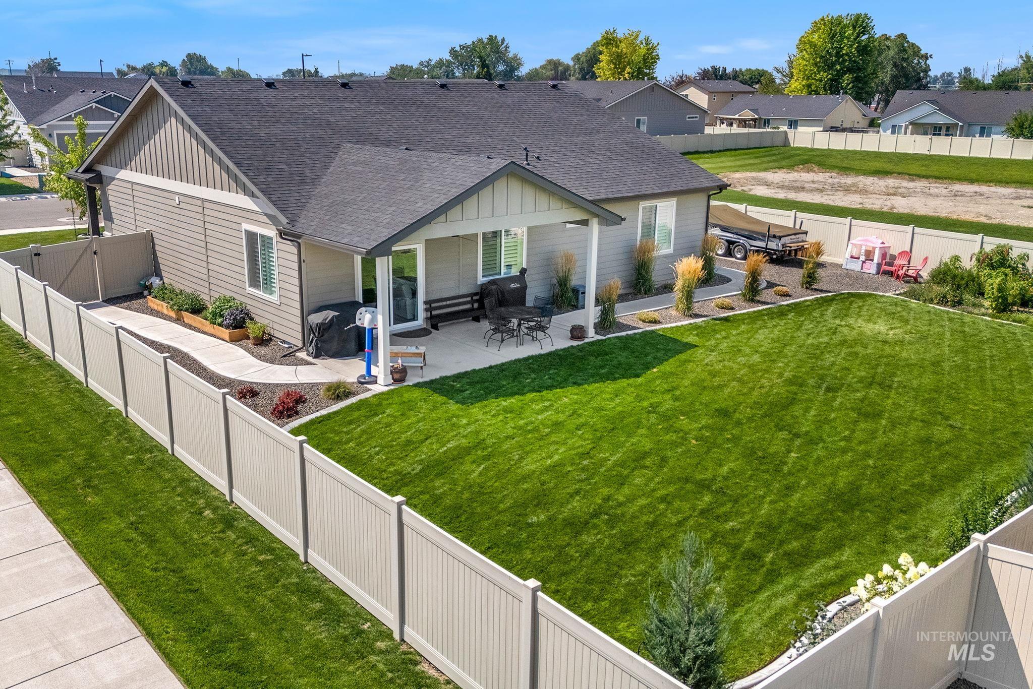310 Wood Rose Way, Wilder, Idaho 83676, 4 Bedrooms, 2 Bathrooms, Residential For Sale, Price $464,900,MLS 98995323