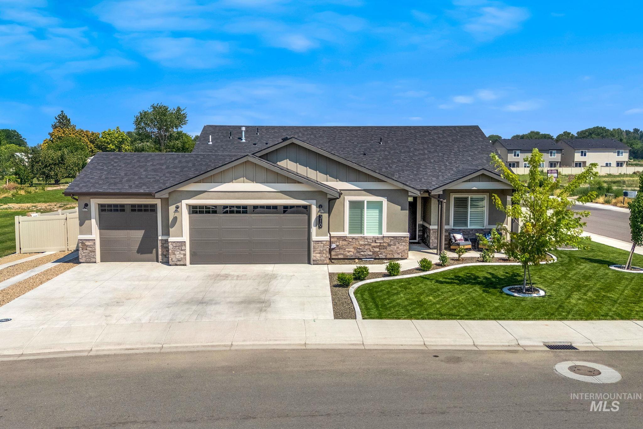 310 Wood Rose Way, Wilder, Idaho 83676, 4 Bedrooms, 2 Bathrooms, Residential For Sale, Price $464,900,MLS 98995323