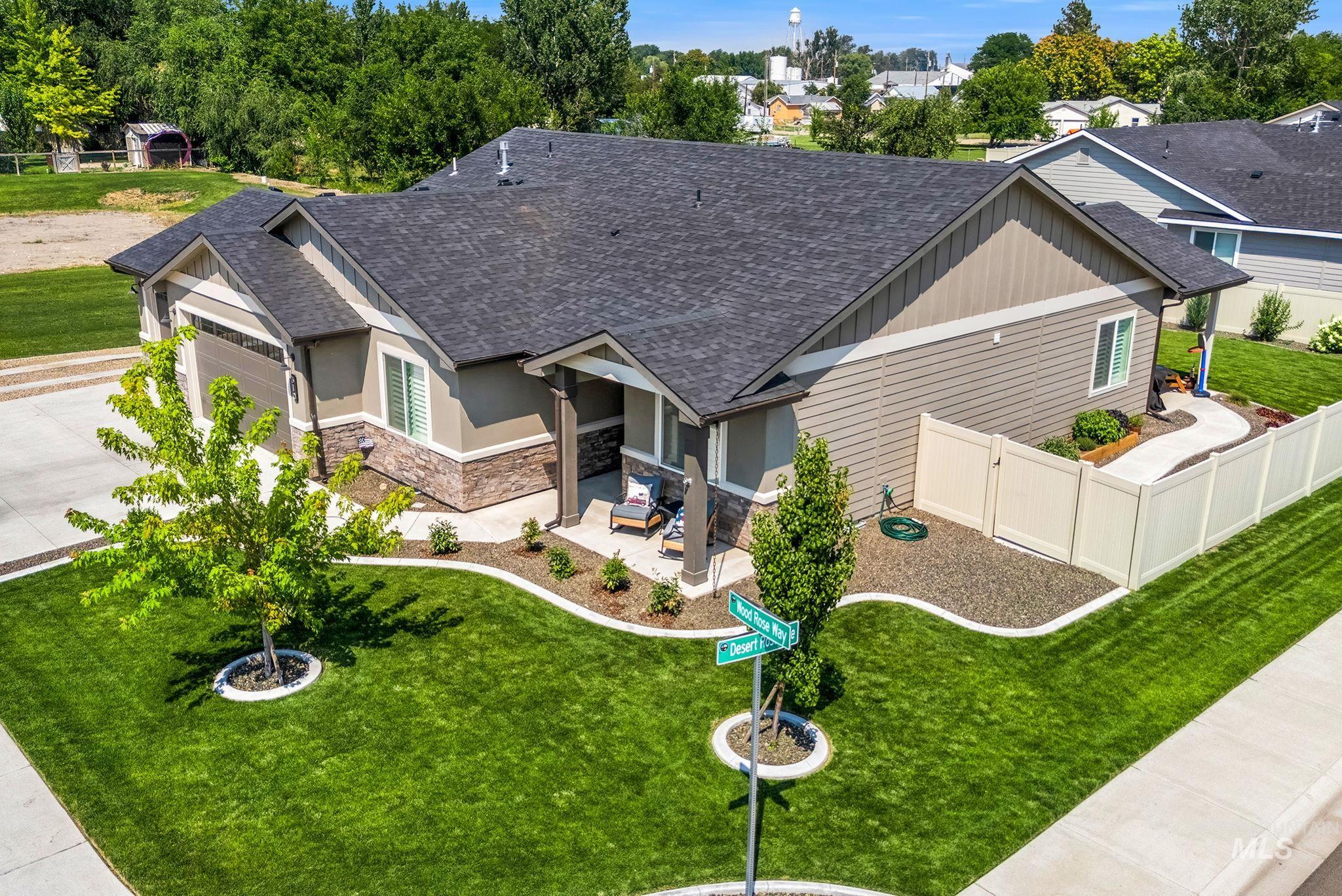 310 Wood Rose Way, Wilder, Idaho 83676, 4 Bedrooms, 2 Bathrooms, Residential For Sale, Price $464,900,MLS 98995323
