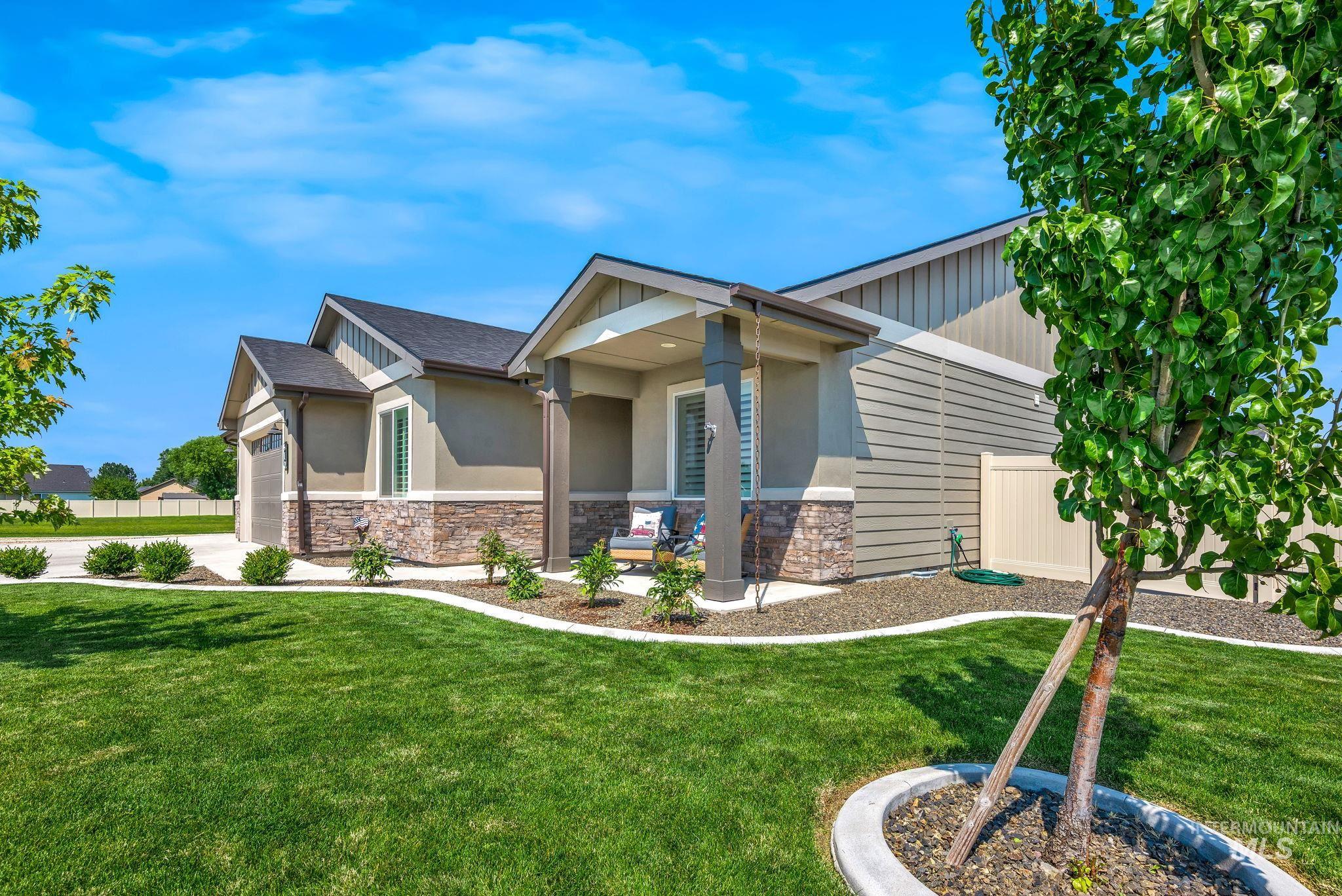 310 Wood Rose Way, Wilder, Idaho 83676, 4 Bedrooms, 2 Bathrooms, Residential For Sale, Price $464,900,MLS 98995323