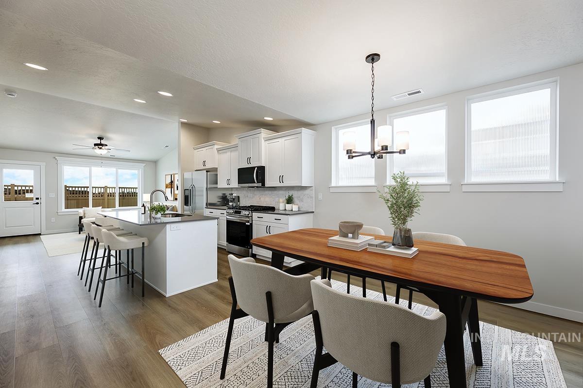 1646 E Hadler St., Meridian, Idaho 83642, 3 Bedrooms, 2 Bathrooms, Residential For Sale, Price $447,800,MLS 98995324