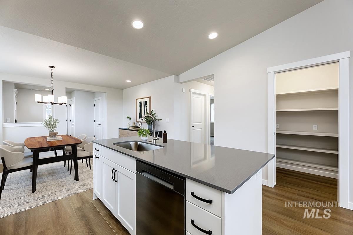 1646 E Hadler St., Meridian, Idaho 83642, 3 Bedrooms, 2 Bathrooms, Residential For Sale, Price $447,800,MLS 98995324