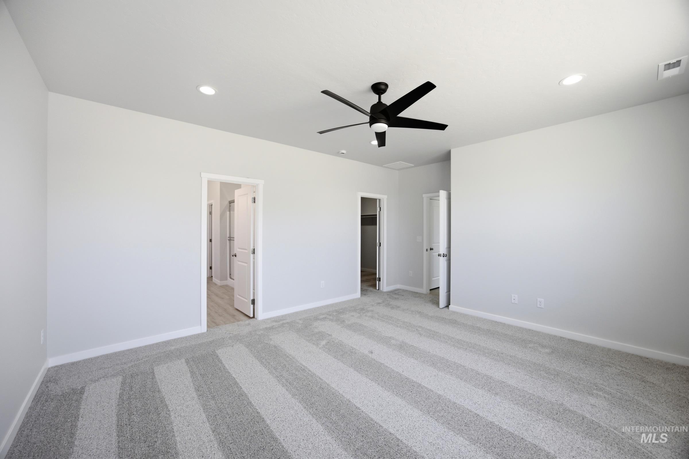 866 SW Jayhawk St, Mountain Home, Idaho 83647, 4 Bedrooms, 2.5 Bathrooms, Residential For Sale, Price $549,990,MLS 98995330