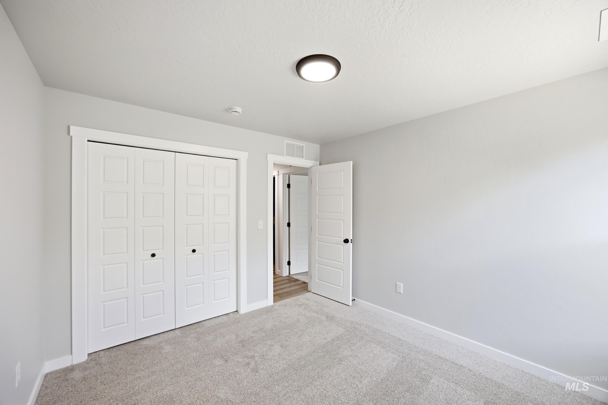 9430 W Blazing Star St, Nampa, Idaho 83687, 3 Bedrooms, 2 Bathrooms, Residential For Sale, Price $419,990,MLS 98995333