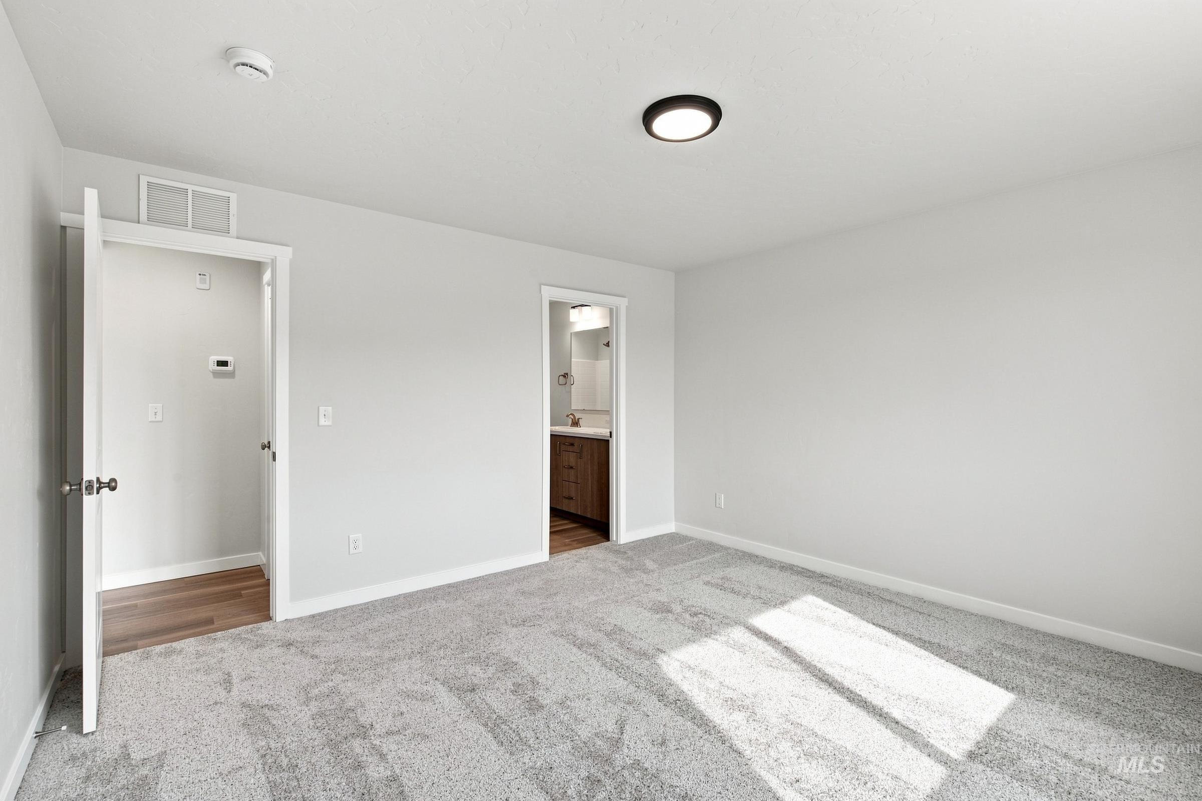 224 Benbrook Ave, Caldwell, Idaho 83605, 3 Bedrooms, 2 Bathrooms, Residential For Sale, Price $404,990,MLS 98995336