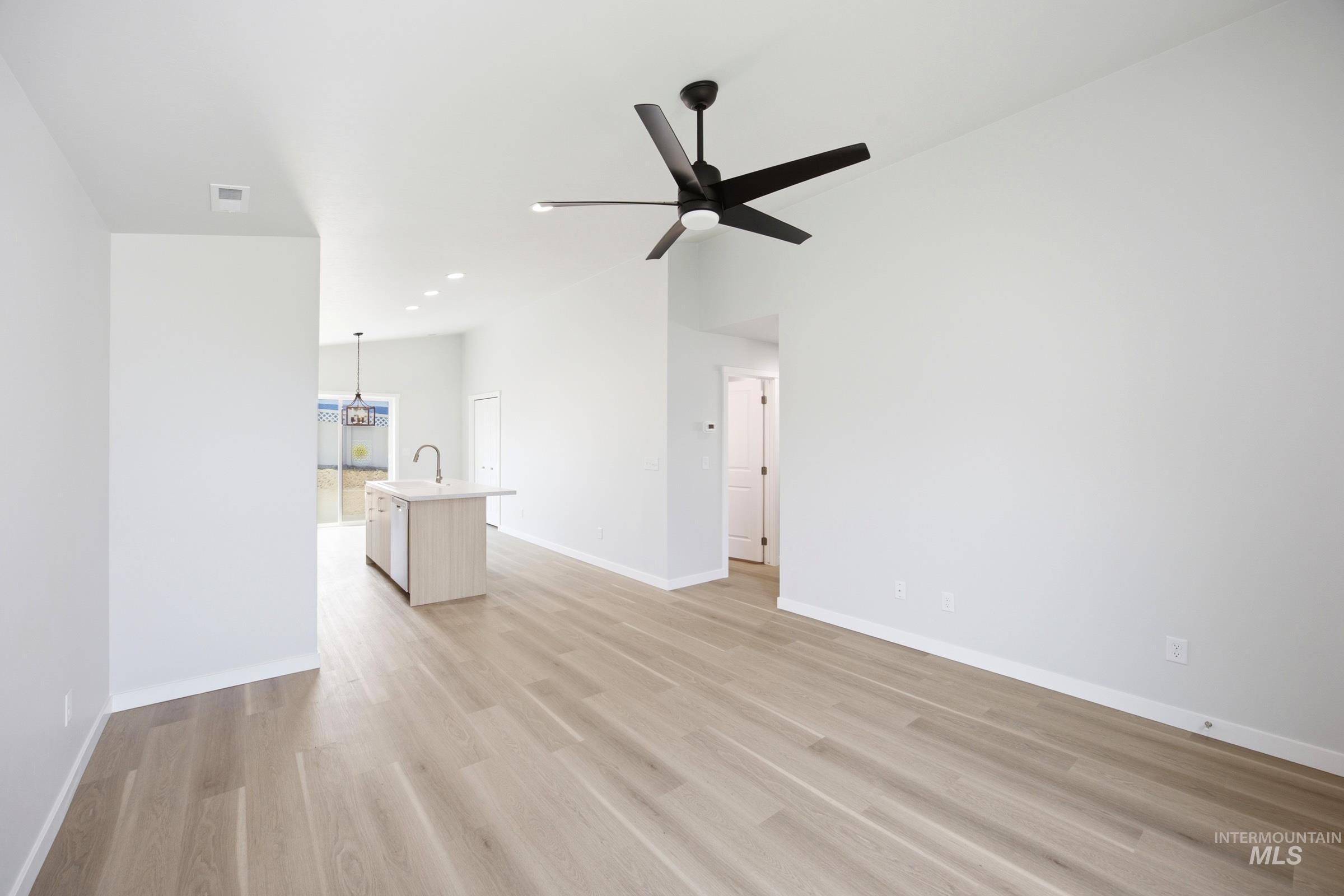 4310 Dayton St, Caldwell, Idaho 83605, 3 Bedrooms, 2 Bathrooms, Residential For Sale, Price $397,990,MLS 98995337