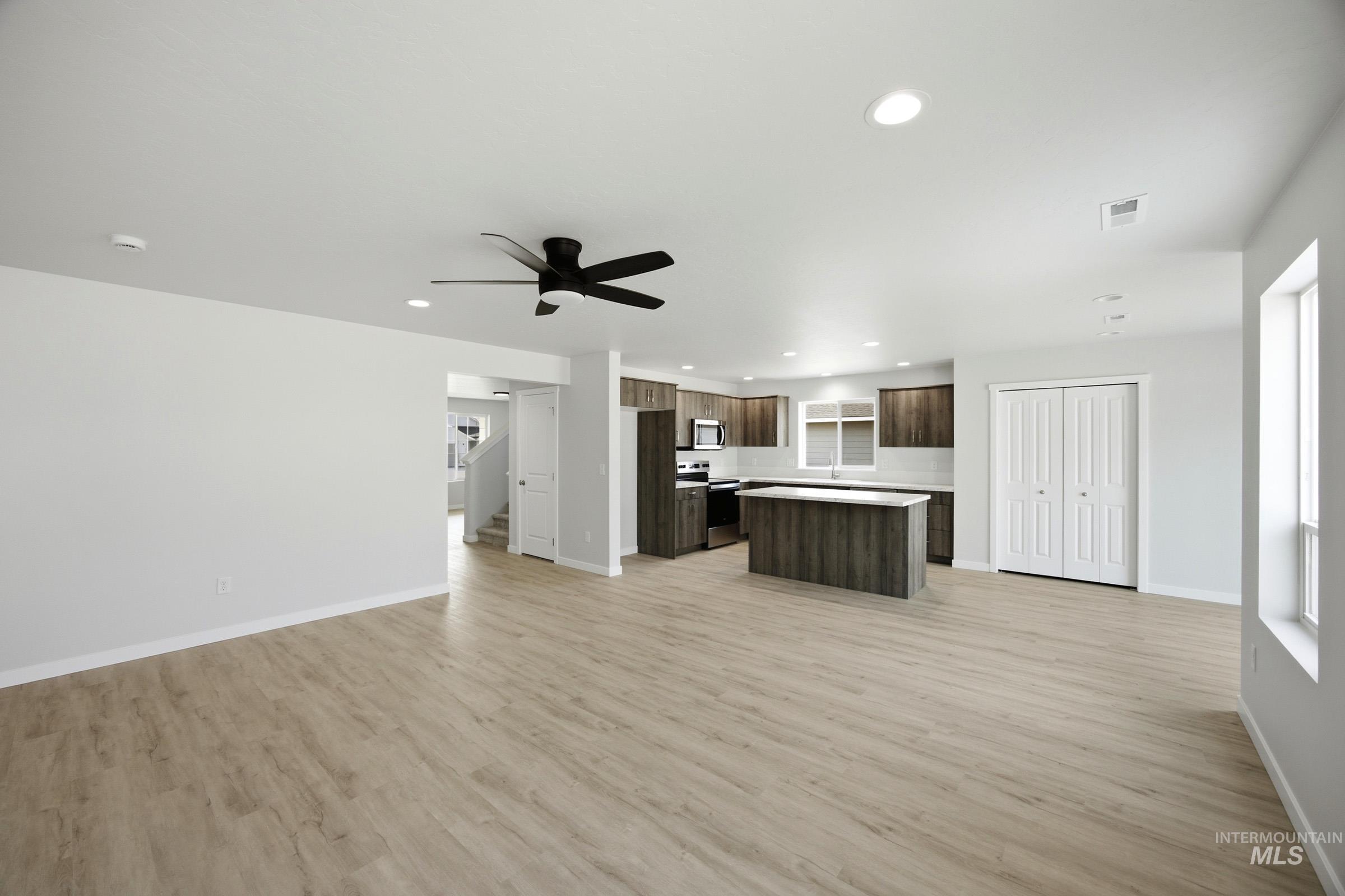 1640 Celina St, Middleton, Idaho 83644, 5 Bedrooms, 3 Bathrooms, Residential For Sale, Price $489,990,MLS 98995343
