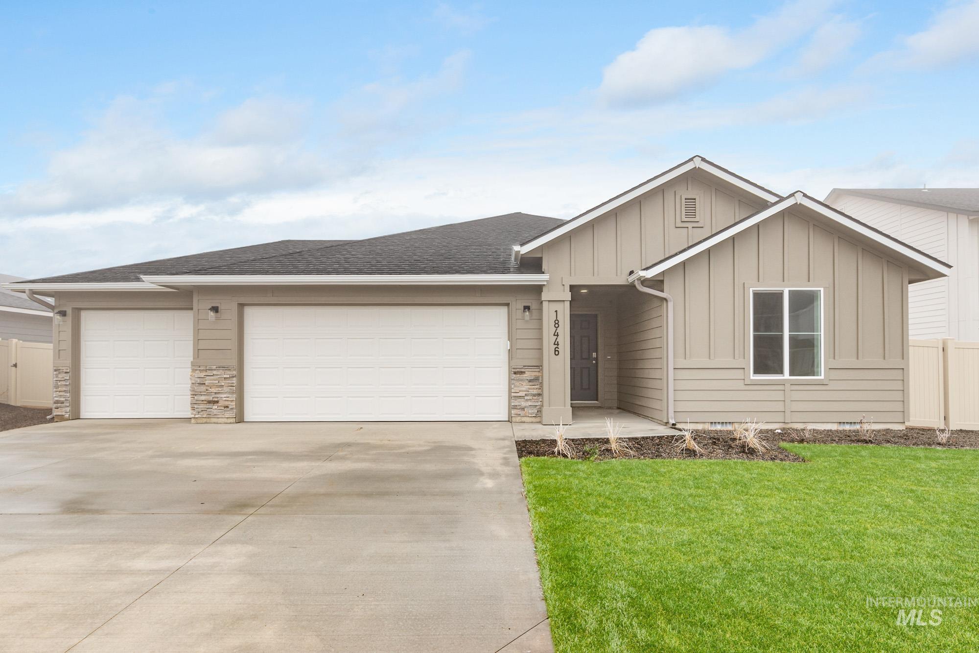 1667 Celina St, Middleton, Idaho 83644, 3 Bedrooms, 2 Bathrooms, Residential For Sale, Price $439,990,MLS 98995344