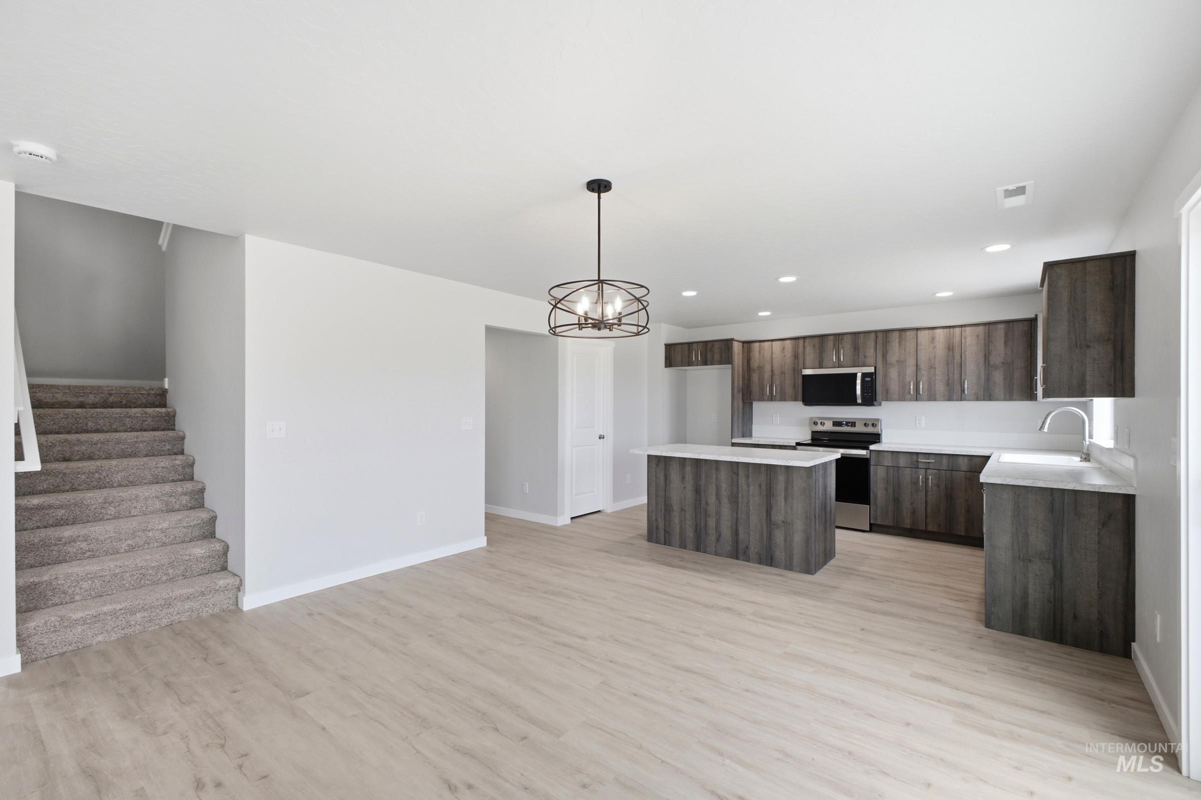3126 W Animas Creek Dr, Kuna, Idaho 83634, 4 Bedrooms, 2.5 Bathrooms, Residential For Sale, Price $509,990,MLS 98995345