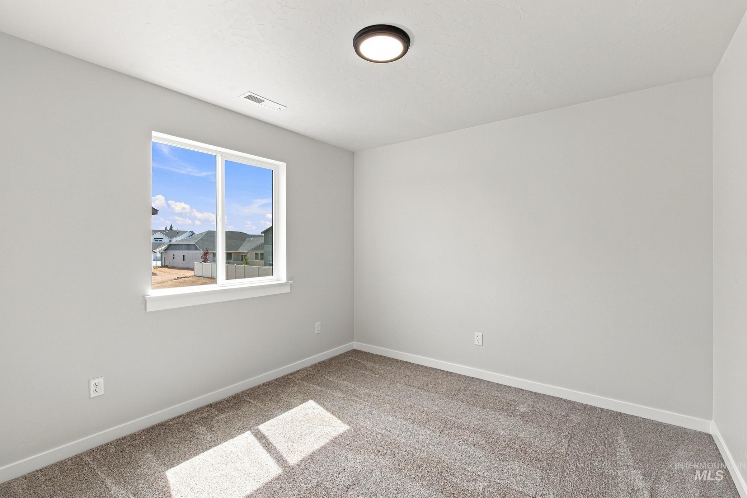 5077 S Bleachfield Ave, Meridian, Idaho 83642, 5 Bedrooms, 2.5 Bathrooms, Residential For Sale, Price $649,990,MLS 98995348