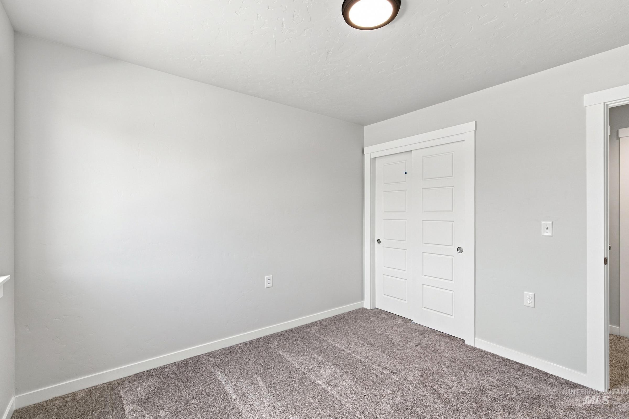 5077 S Bleachfield Ave, Meridian, Idaho 83642, 5 Bedrooms, 2.5 Bathrooms, Residential For Sale, Price $649,990,MLS 98995348