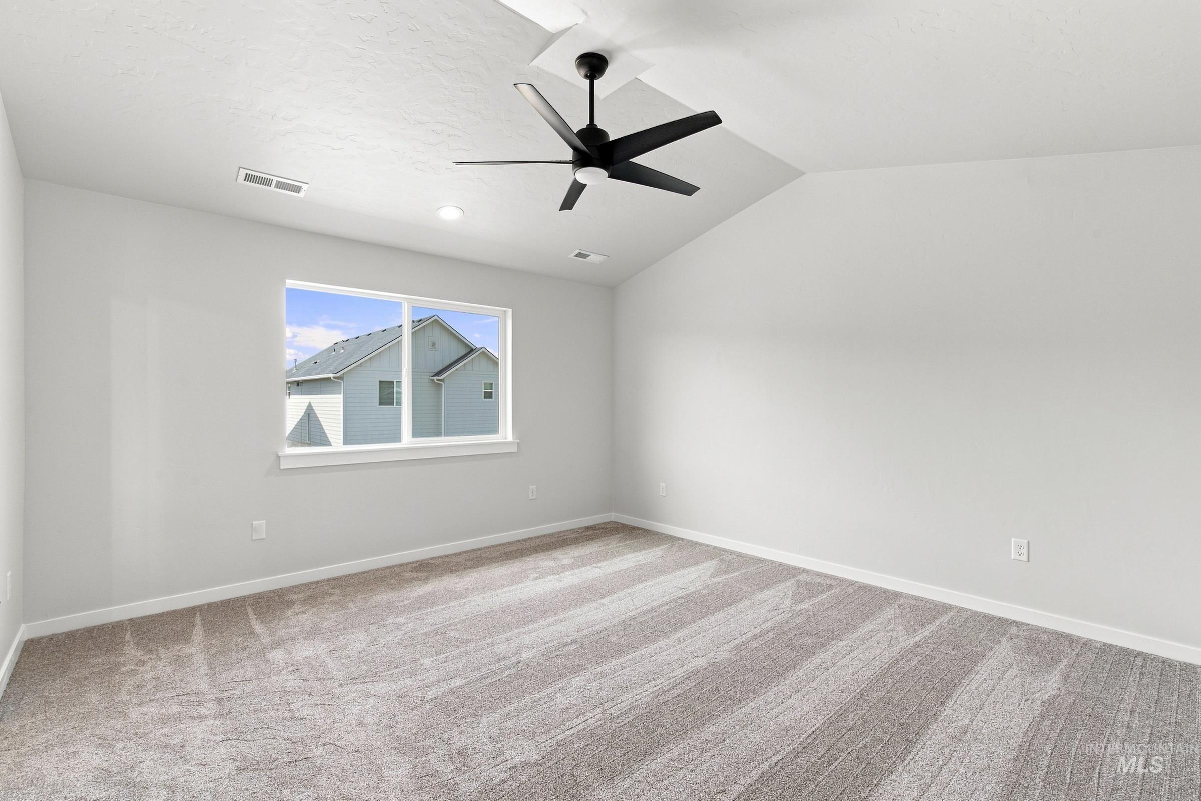 5077 S Bleachfield Ave, Meridian, Idaho 83642, 5 Bedrooms, 2.5 Bathrooms, Residential For Sale, Price $649,990,MLS 98995348