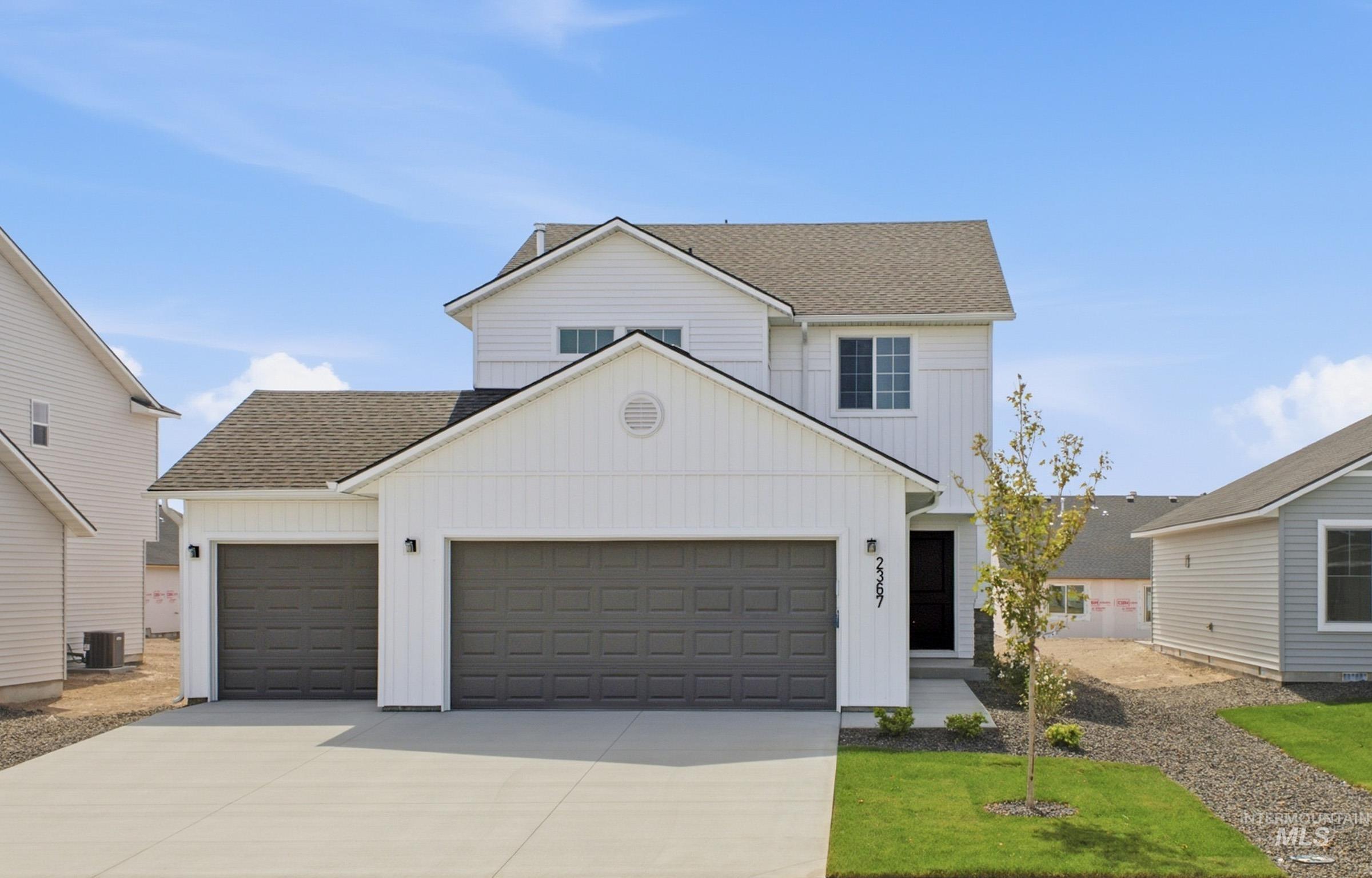 2367 W Red Jasper Dr, Kuna, Idaho 83634, 3 Bedrooms, 2.5 Bathrooms, Residential For Sale, Price $449,990,MLS 98995350