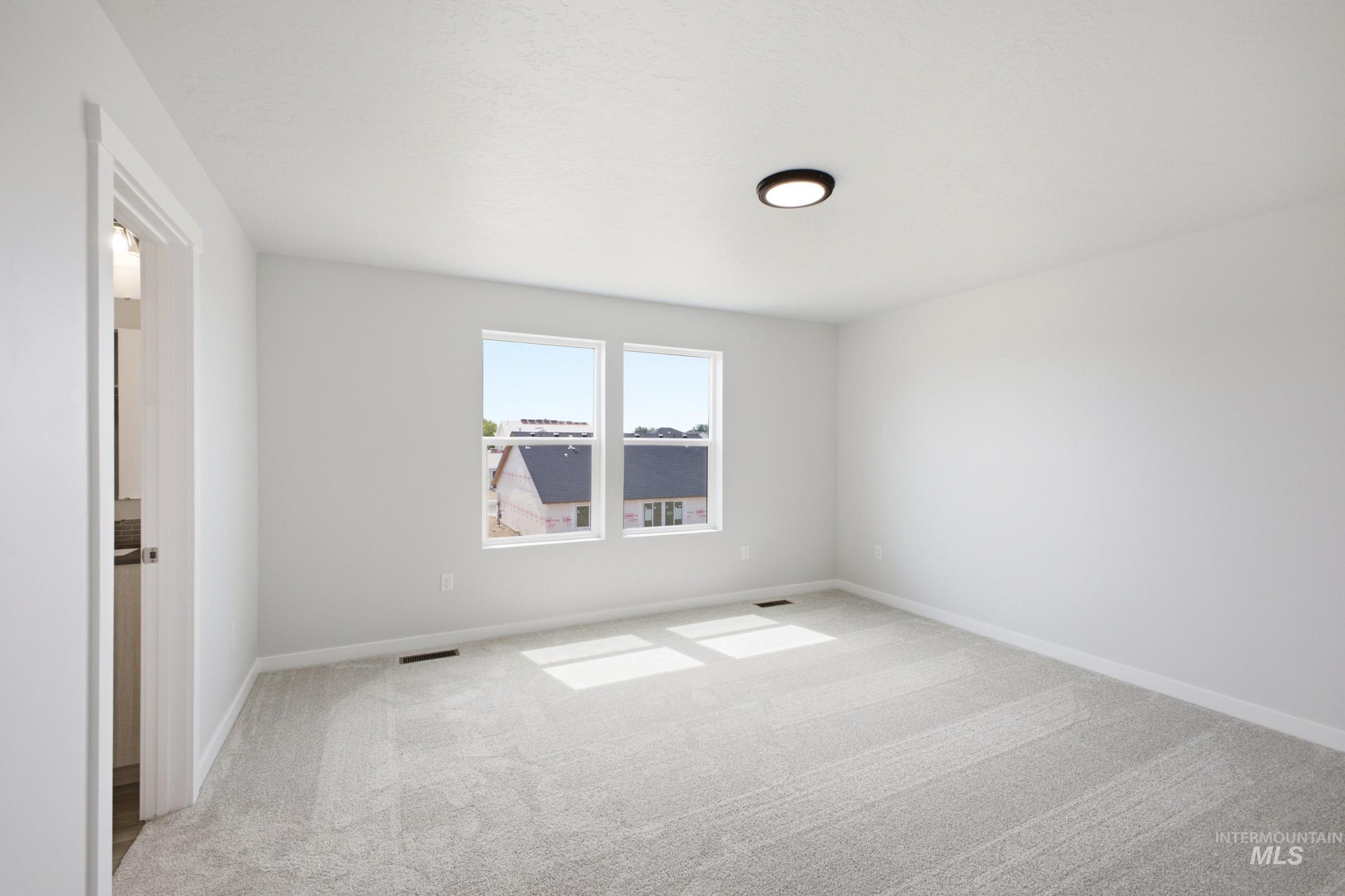 2367 W Red Jasper Dr, Kuna, Idaho 83634, 3 Bedrooms, 2.5 Bathrooms, Residential For Sale, Price $449,990,MLS 98995350