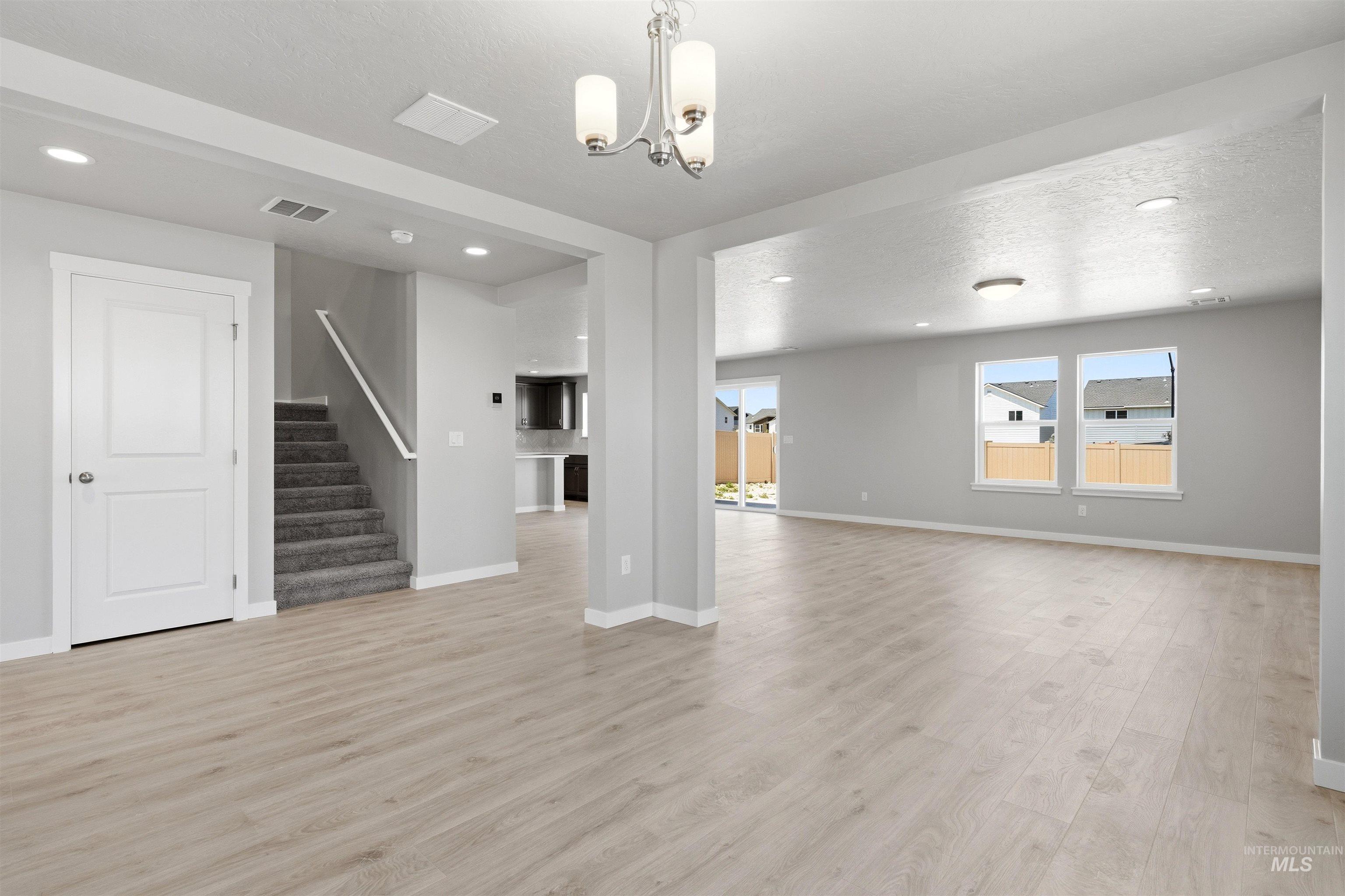 1532 Longford St, Middleton, Idaho 83644, 4 Bedrooms, 3.5 Bathrooms, Residential For Sale, Price $552,990,MLS 98995351