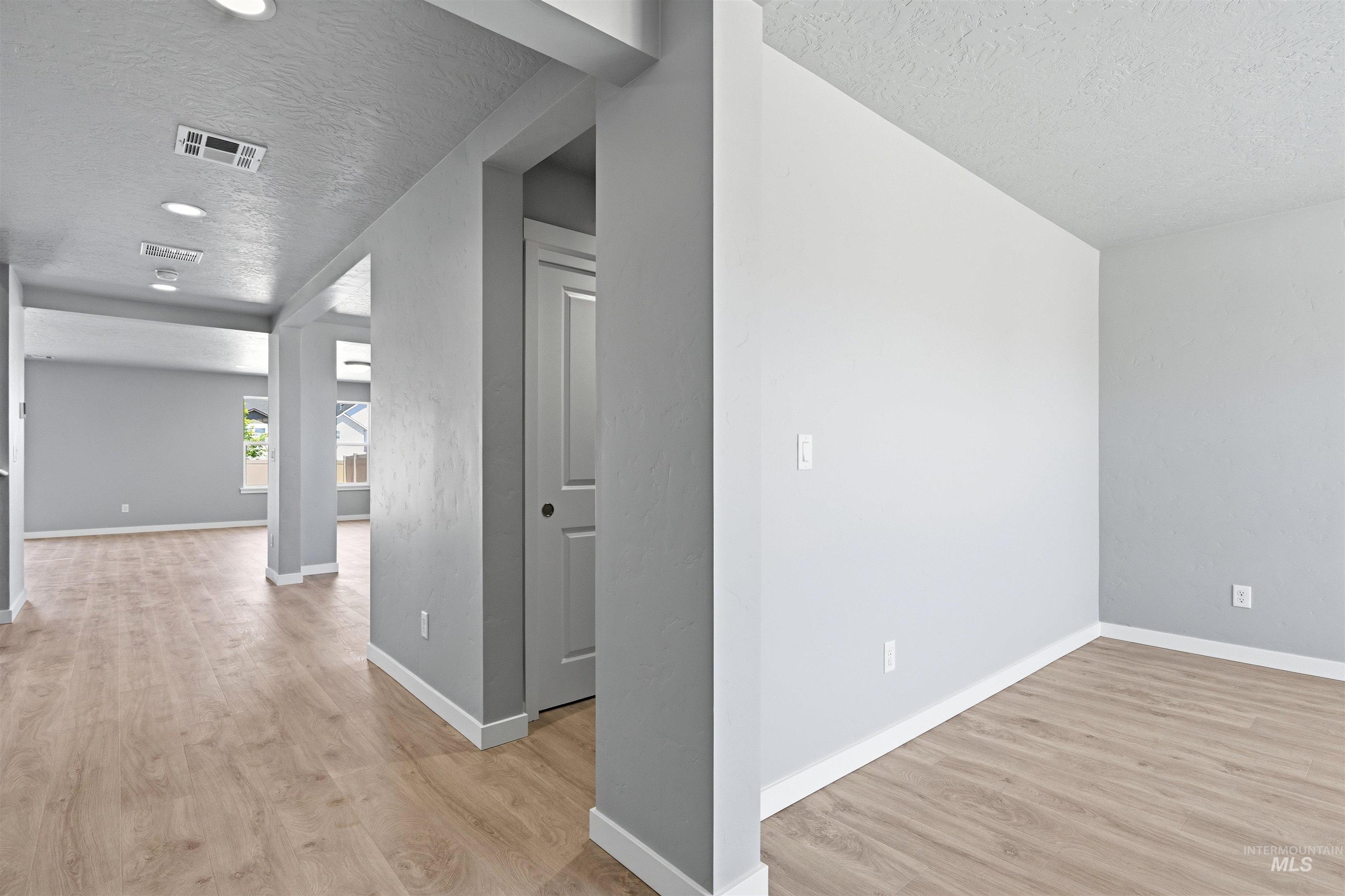 1532 Longford St, Middleton, Idaho 83644, 4 Bedrooms, 3.5 Bathrooms, Residential For Sale, Price $552,990,MLS 98995351