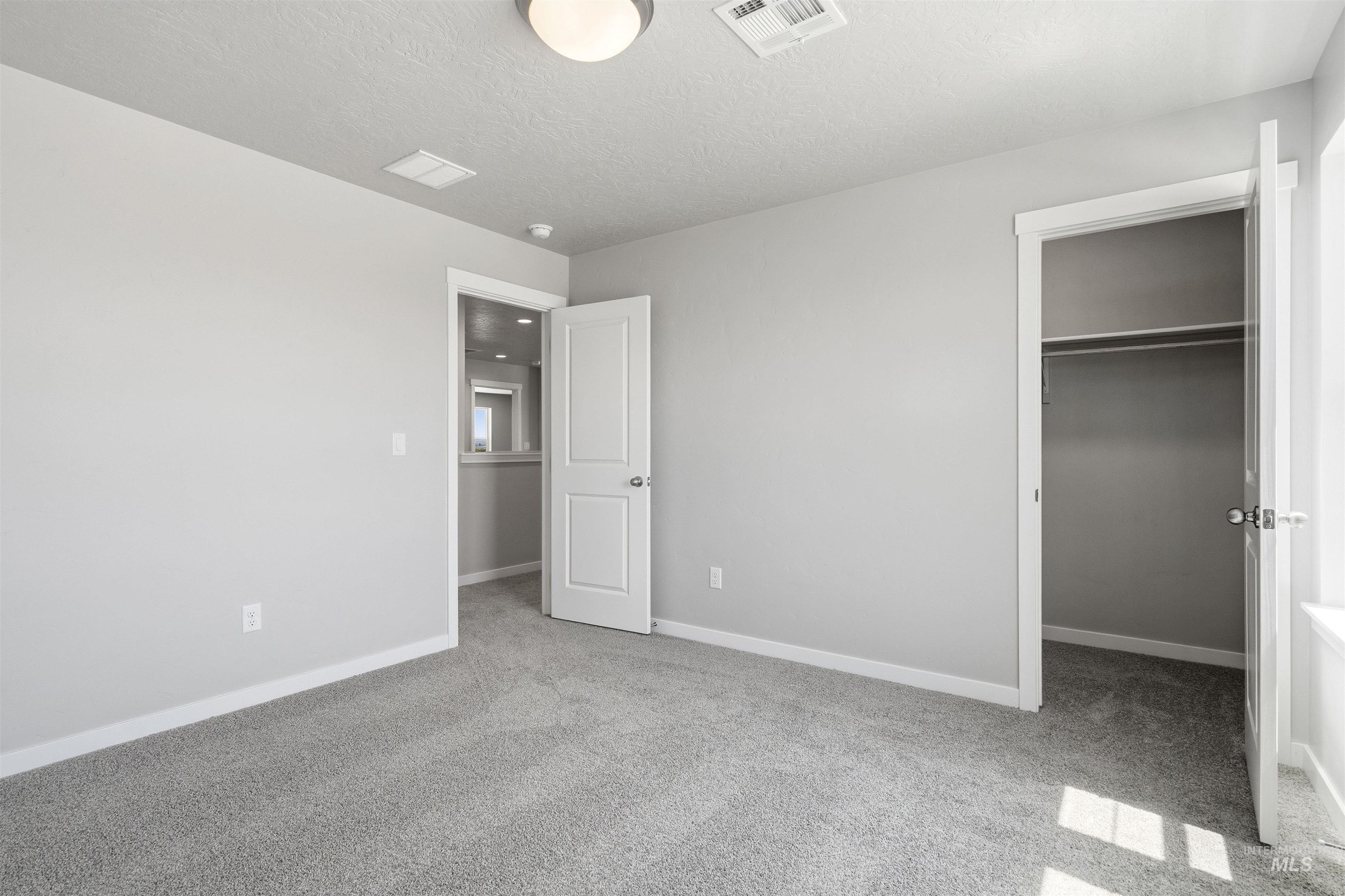 1532 Longford St, Middleton, Idaho 83644, 4 Bedrooms, 3.5 Bathrooms, Residential For Sale, Price $552,990,MLS 98995351
