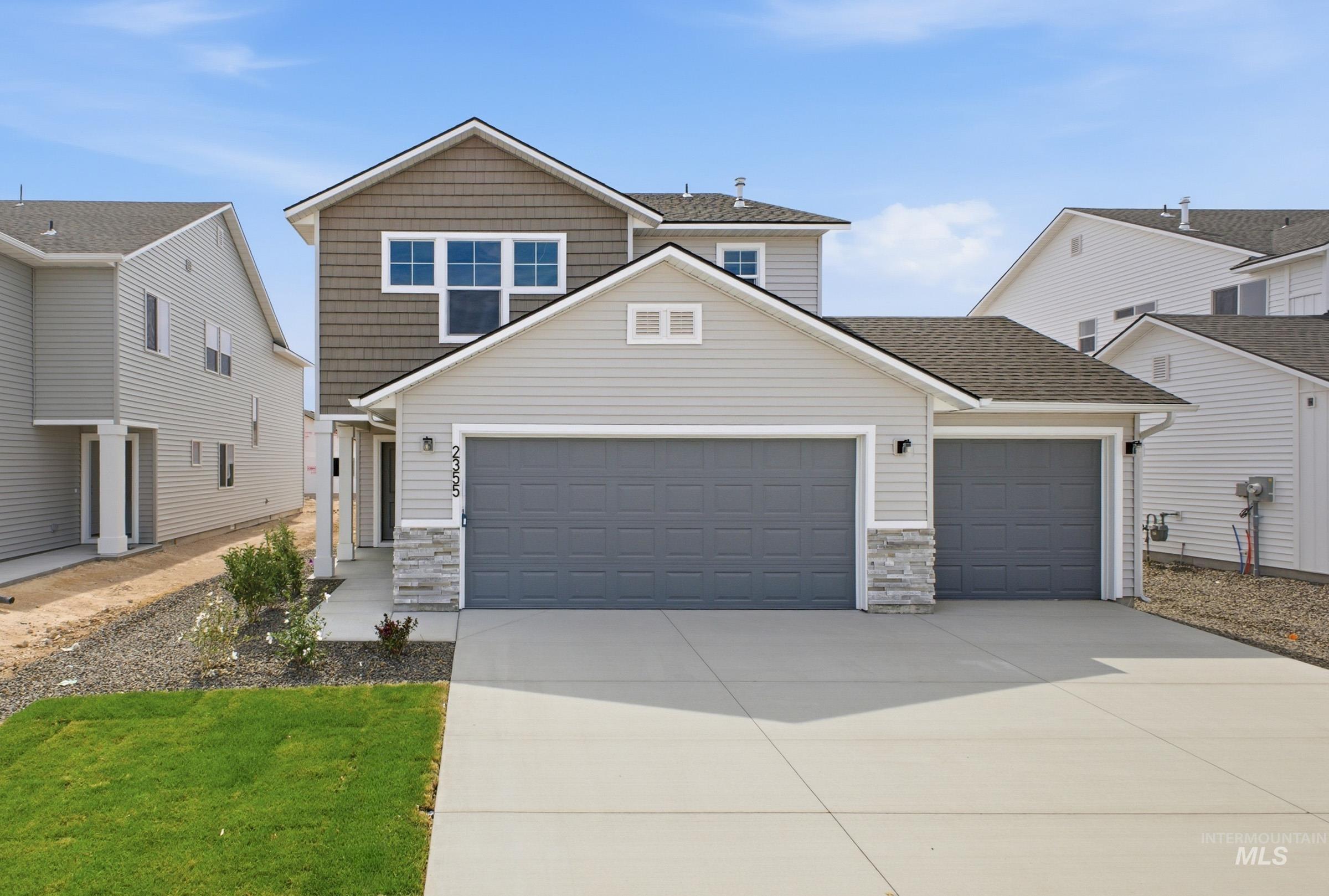 2355 W Red Jasper Dr, Kuna, Idaho 83634, 3 Bedrooms, 2.5 Bathrooms, Residential For Sale, Price $469,990,MLS 98995352