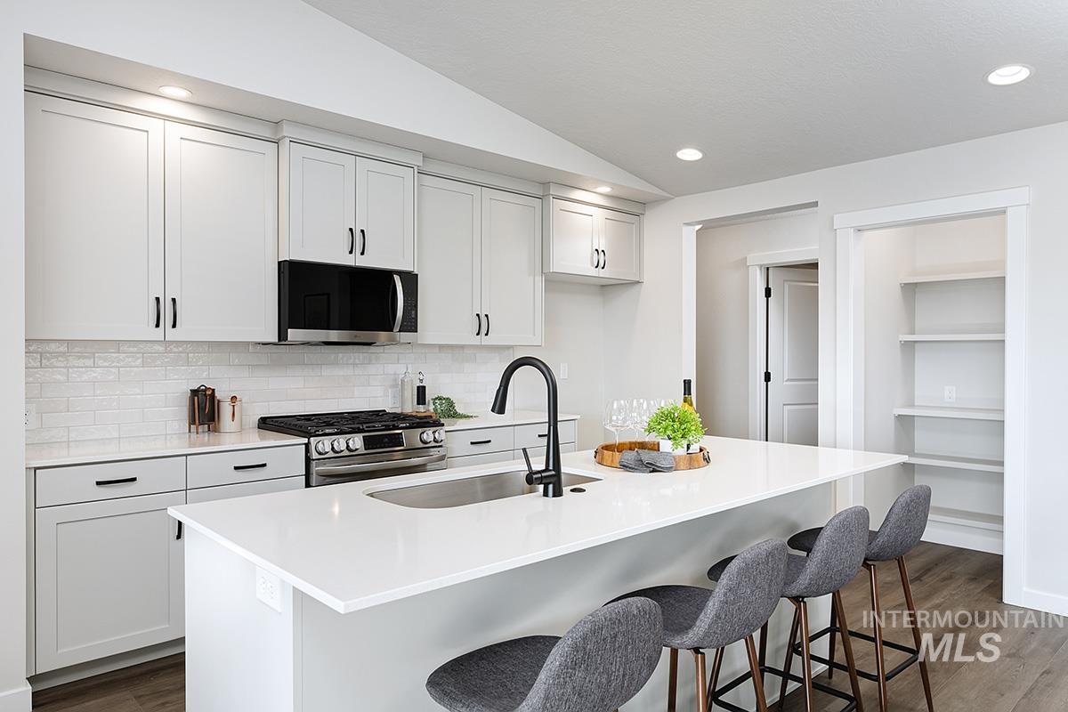 1652 E Hadler St., Meridian, Idaho 83642, 3 Bedrooms, 2 Bathrooms, Residential For Sale, Price $454,800, 98995353