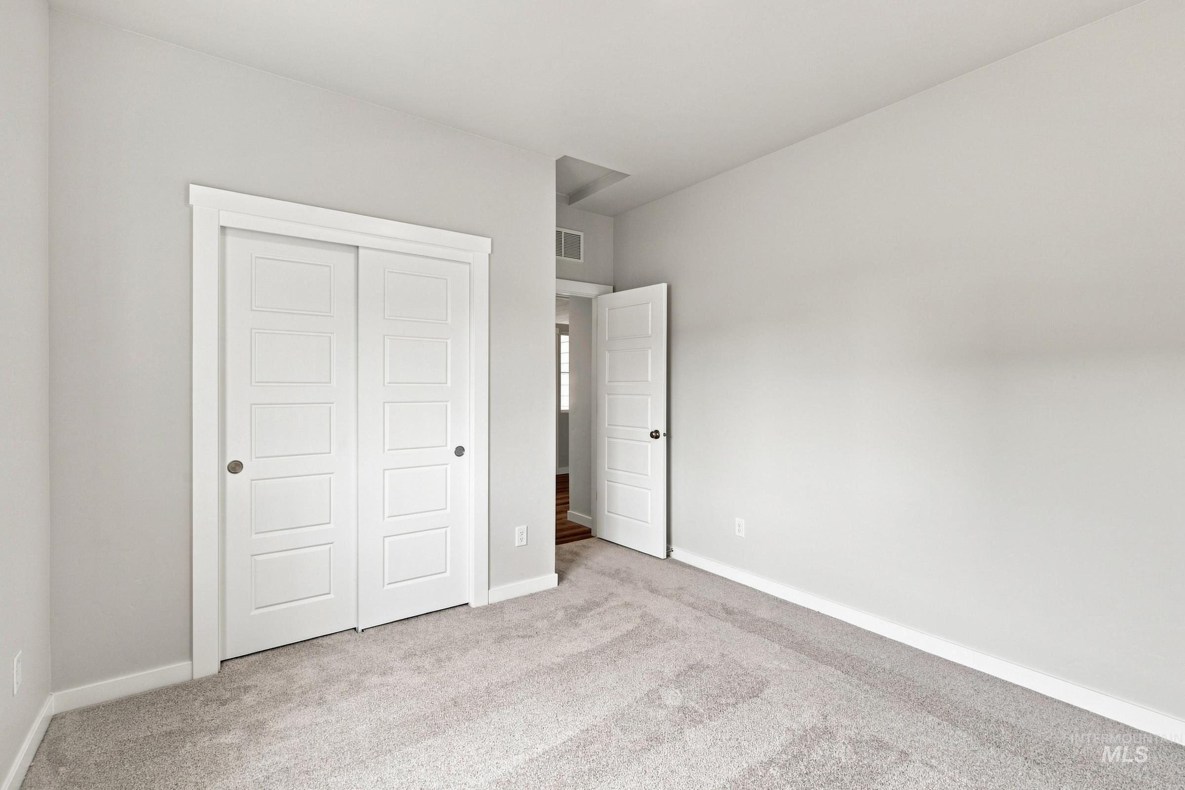 5127 S Edgecomb Way, Nampa, Idaho 83686, 4 Bedrooms, 2 Bathrooms, Residential For Sale, Price $559,990,MLS 98995358