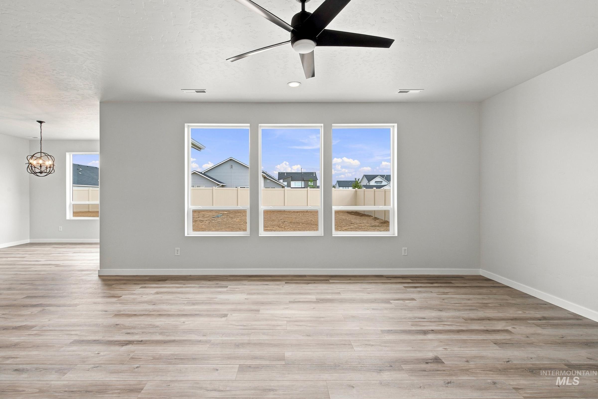 5127 S Edgecomb Way, Nampa, Idaho 83686, 4 Bedrooms, 2 Bathrooms, Residential For Sale, Price $559,990,MLS 98995358