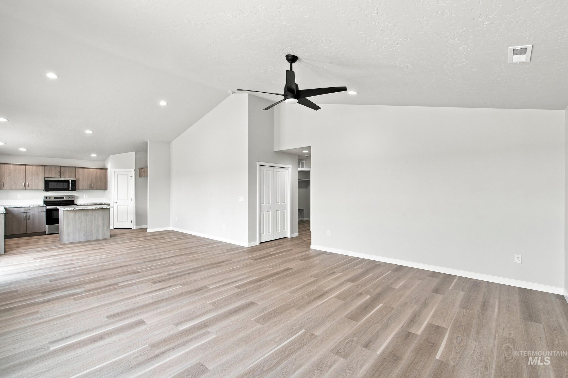 3741 E White Plains St, Nampa, Idaho 83686, 4 Bedrooms, 2 Bathrooms, Residential For Sale, Price $459,990,MLS 98995360