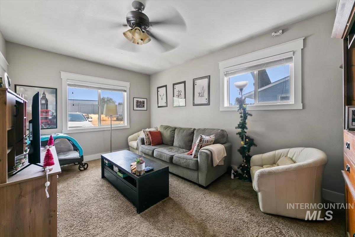 3902 W St Andrews, Boise, Idaho 83705, 3 Bedrooms, 2 Bathrooms, Residential For Sale, Price $429,000, 98995362