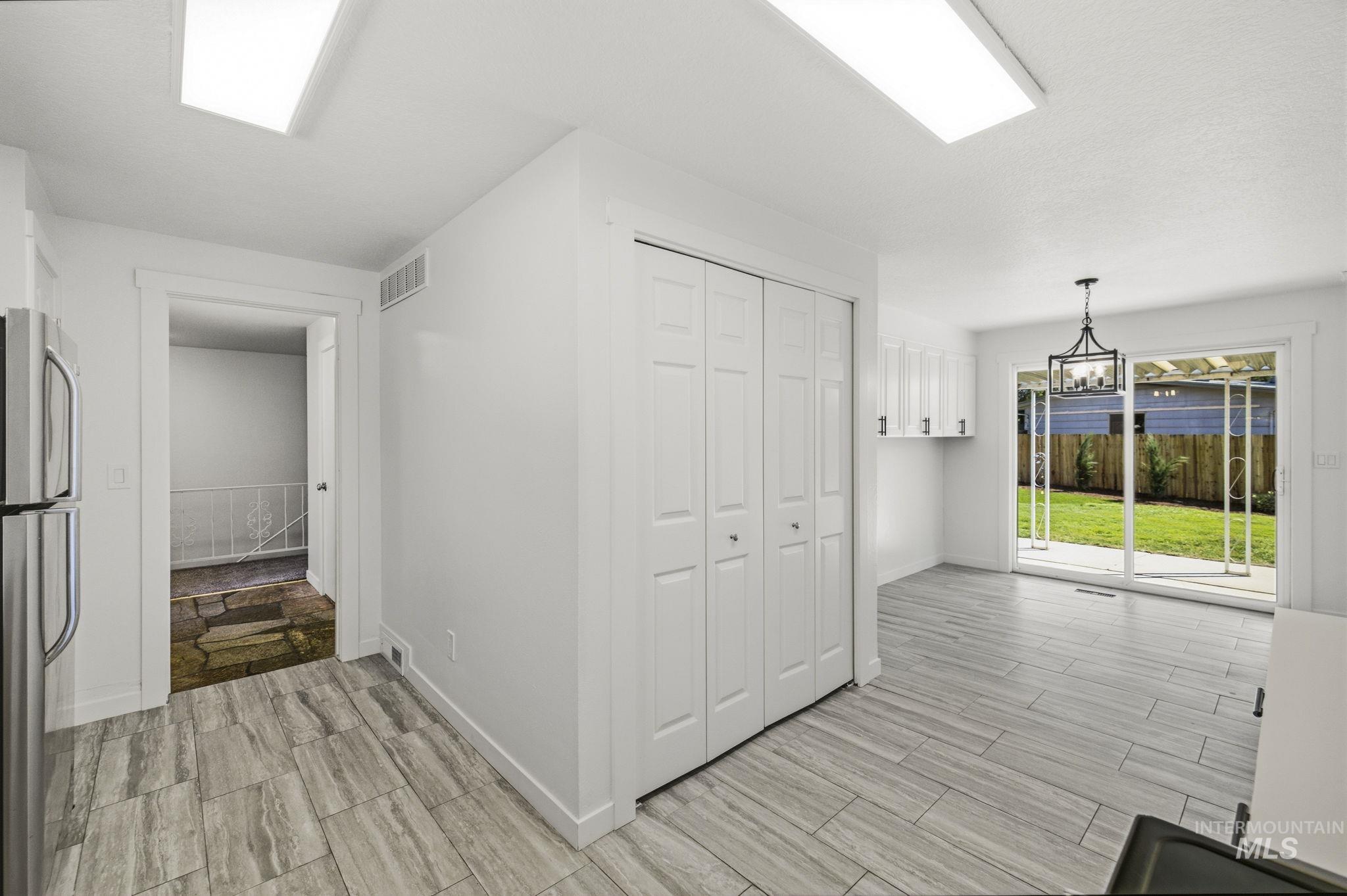 4015 N. Bristol, Boise, Idaho 83704, 7 Bedrooms, 4 Bathrooms, Residential For Sale, Price $565,000, 98995365
